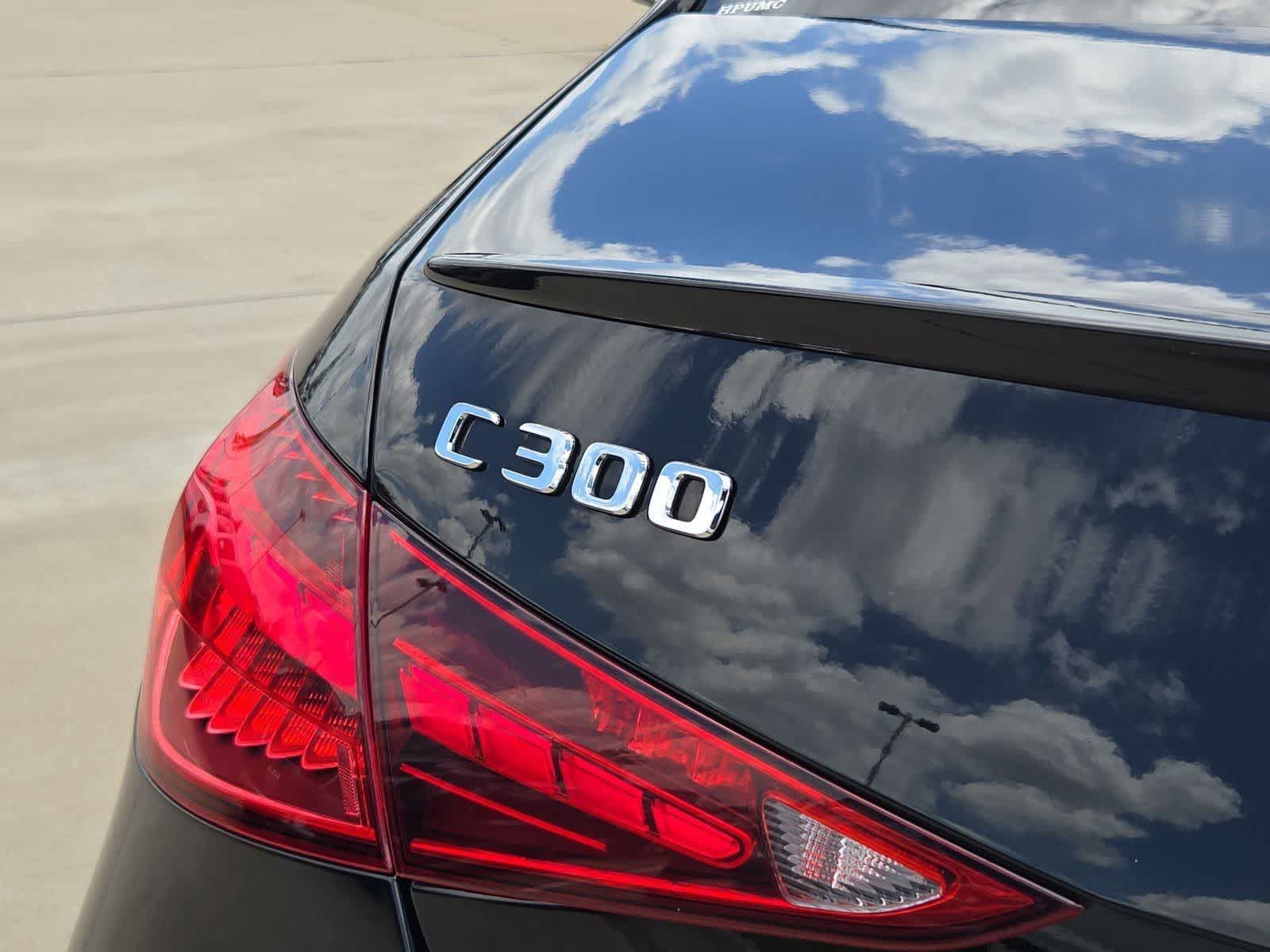 Thumbnail: 2023 Mercedes-Benz C-Class - 10