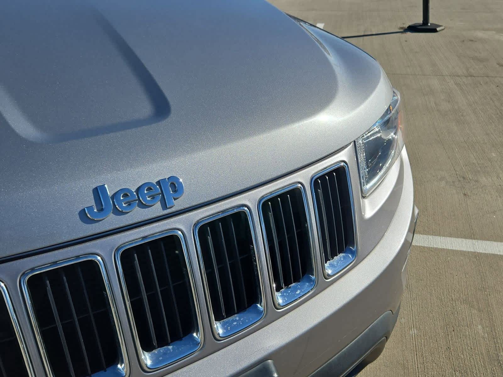 Thumbnail: 2016 Jeep Grand Cherokee - 11