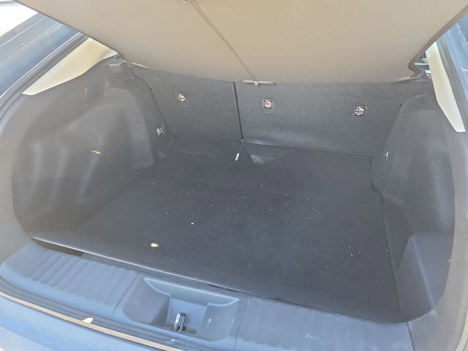 Thumbnail: 2024 Toyota Prius - 31