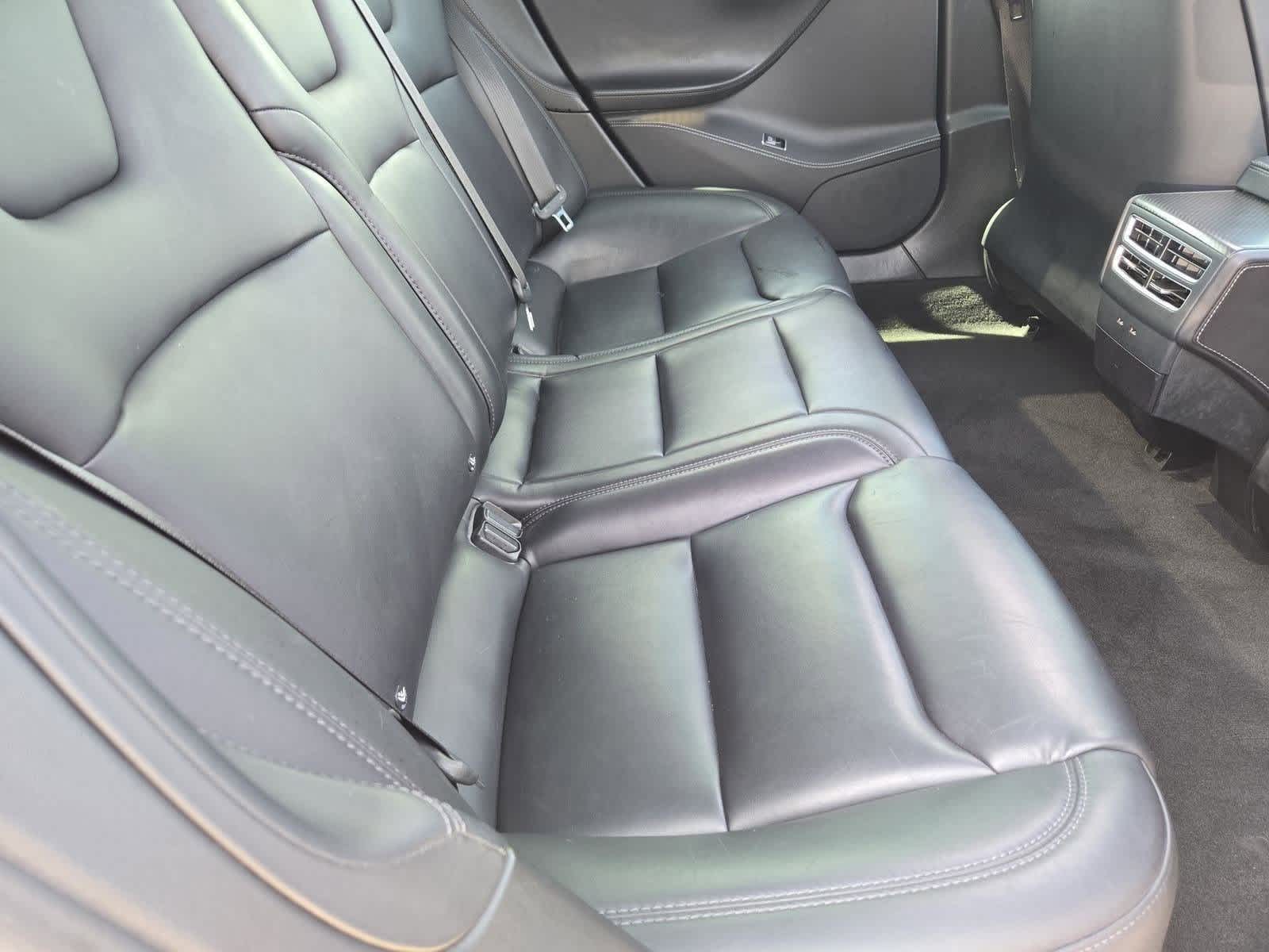 Thumbnail: 2018 Tesla Model S - 19