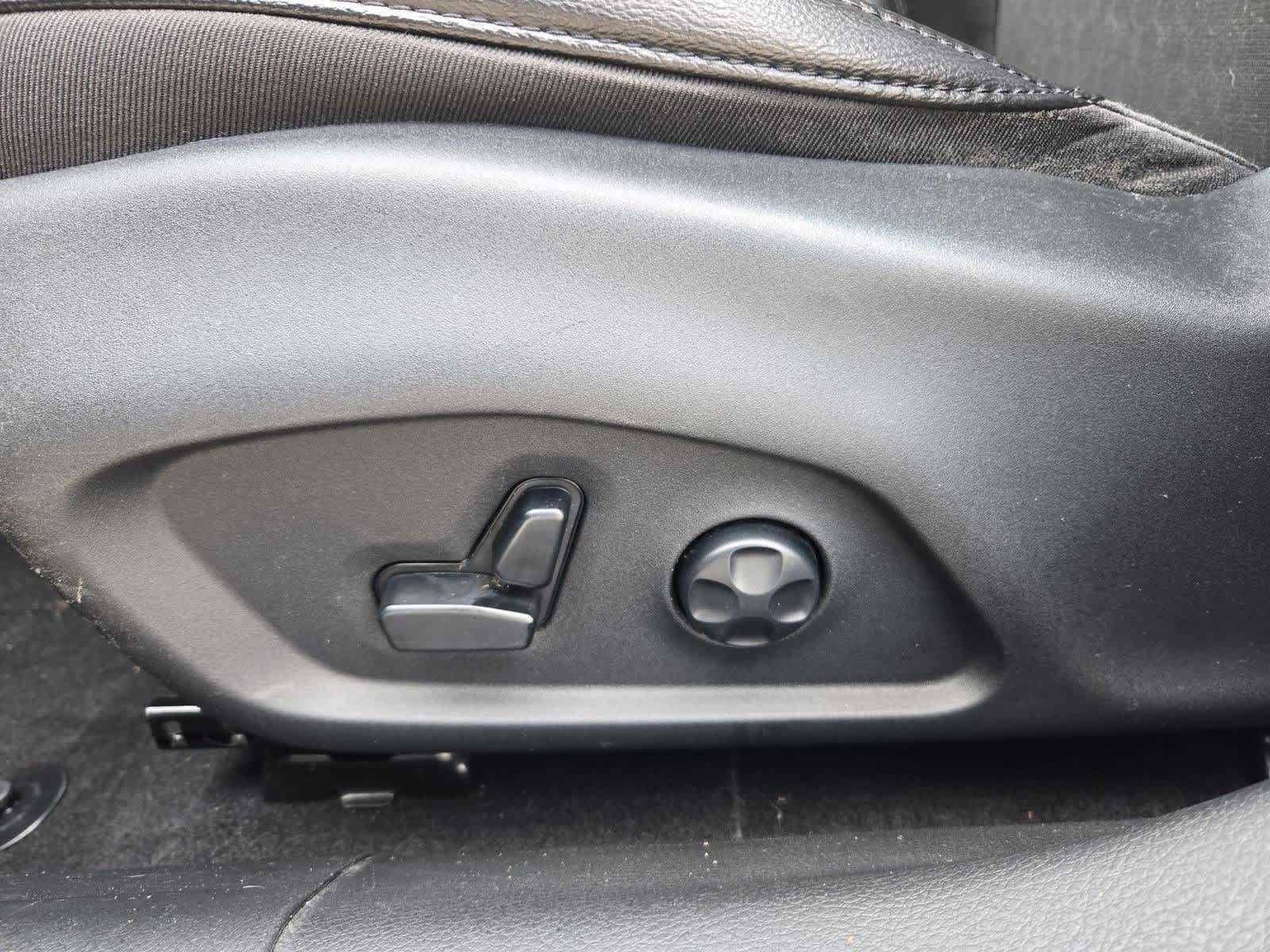 Thumbnail: 2019 Jeep Compass - 17