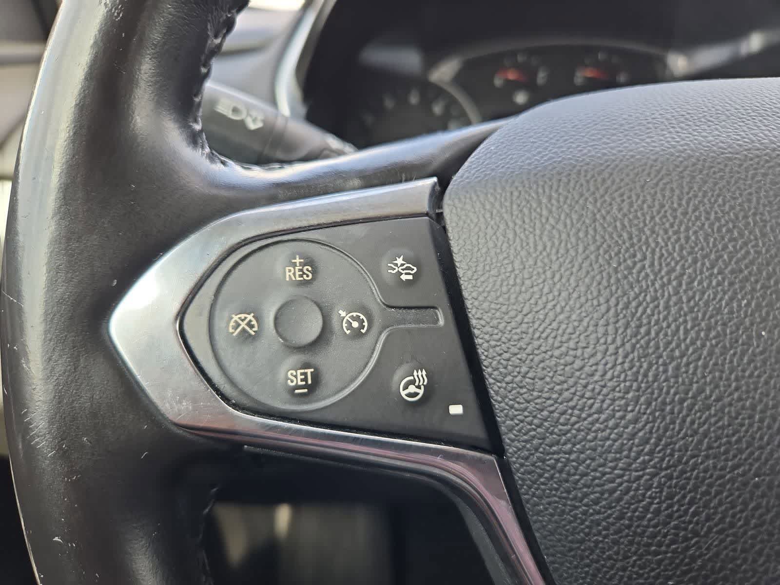 Thumbnail: 2018 Chevrolet Traverse - 24