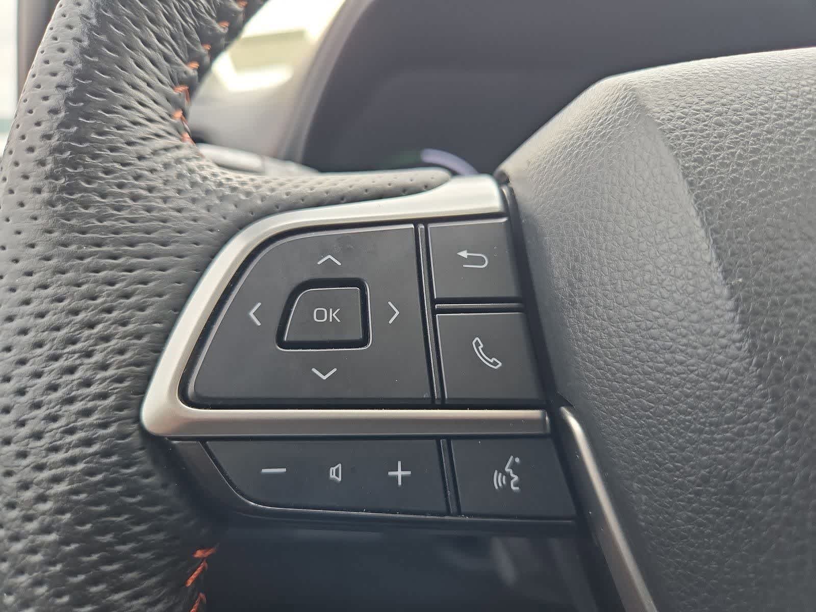 Thumbnail: 2022 Toyota Sienna - 24