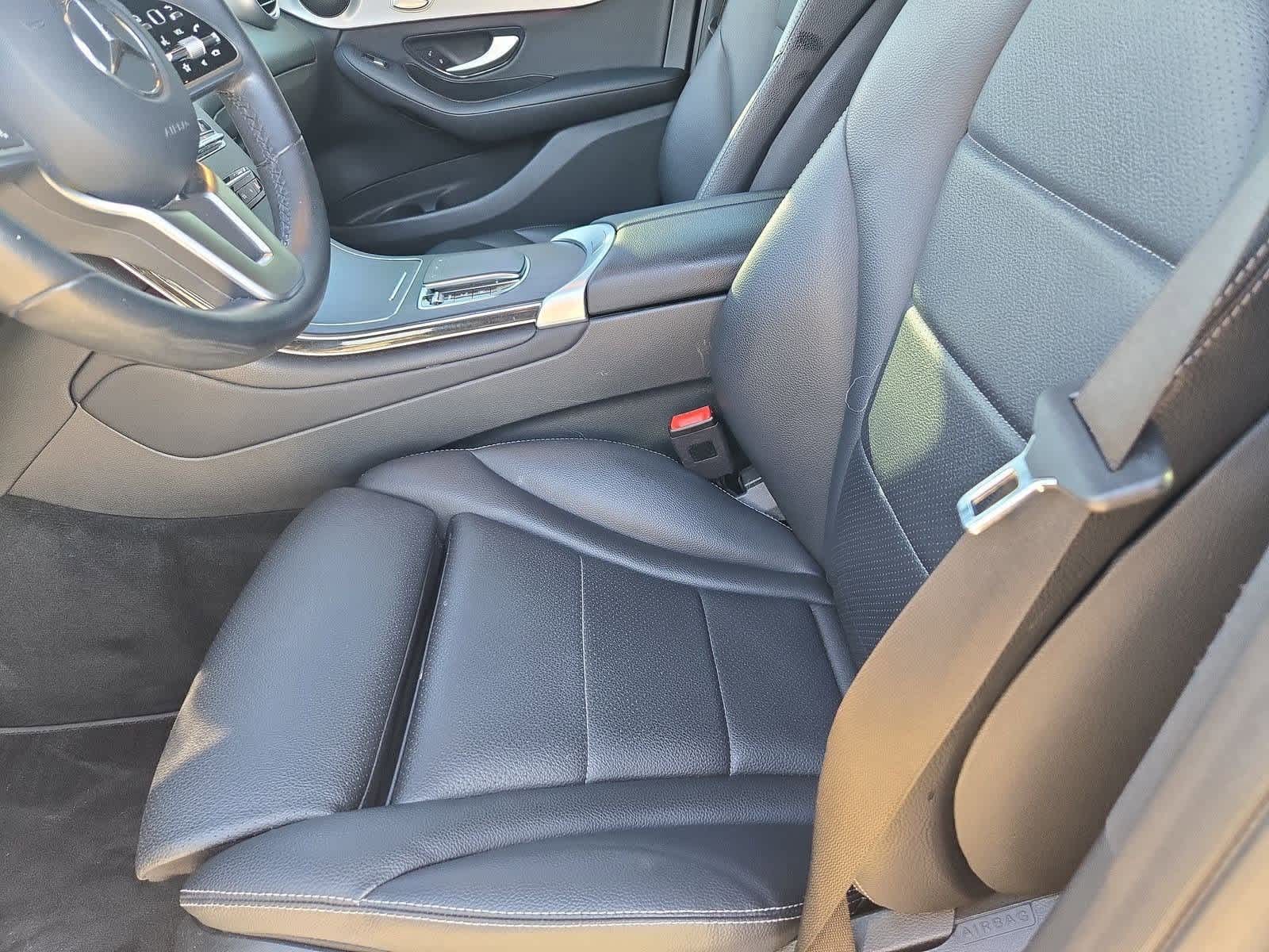 Thumbnail: 2022 Mercedes-Benz GLC - 15