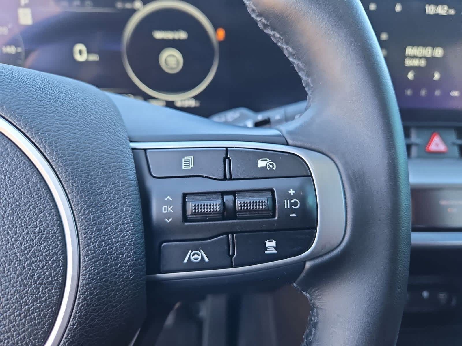 Thumbnail: 2023 Kia Sportage - 25