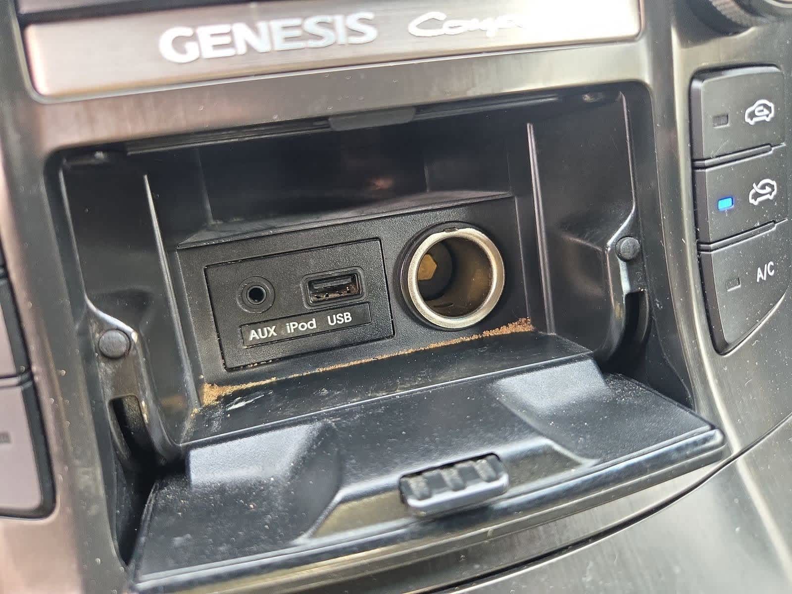 Thumbnail: 2013 Hyundai Genesis - 26