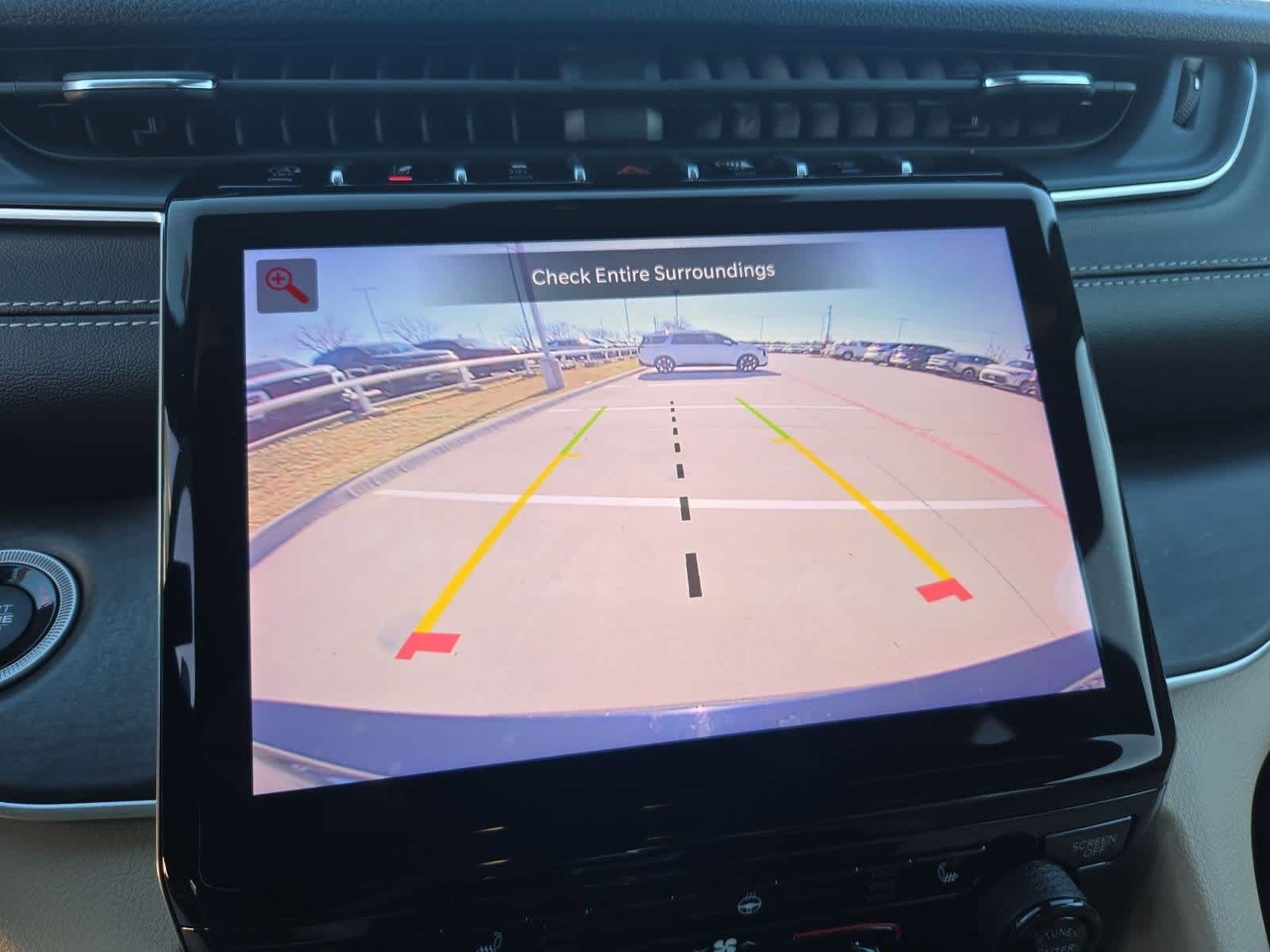 Thumbnail: 2023 Jeep Grand Cherokee - 30