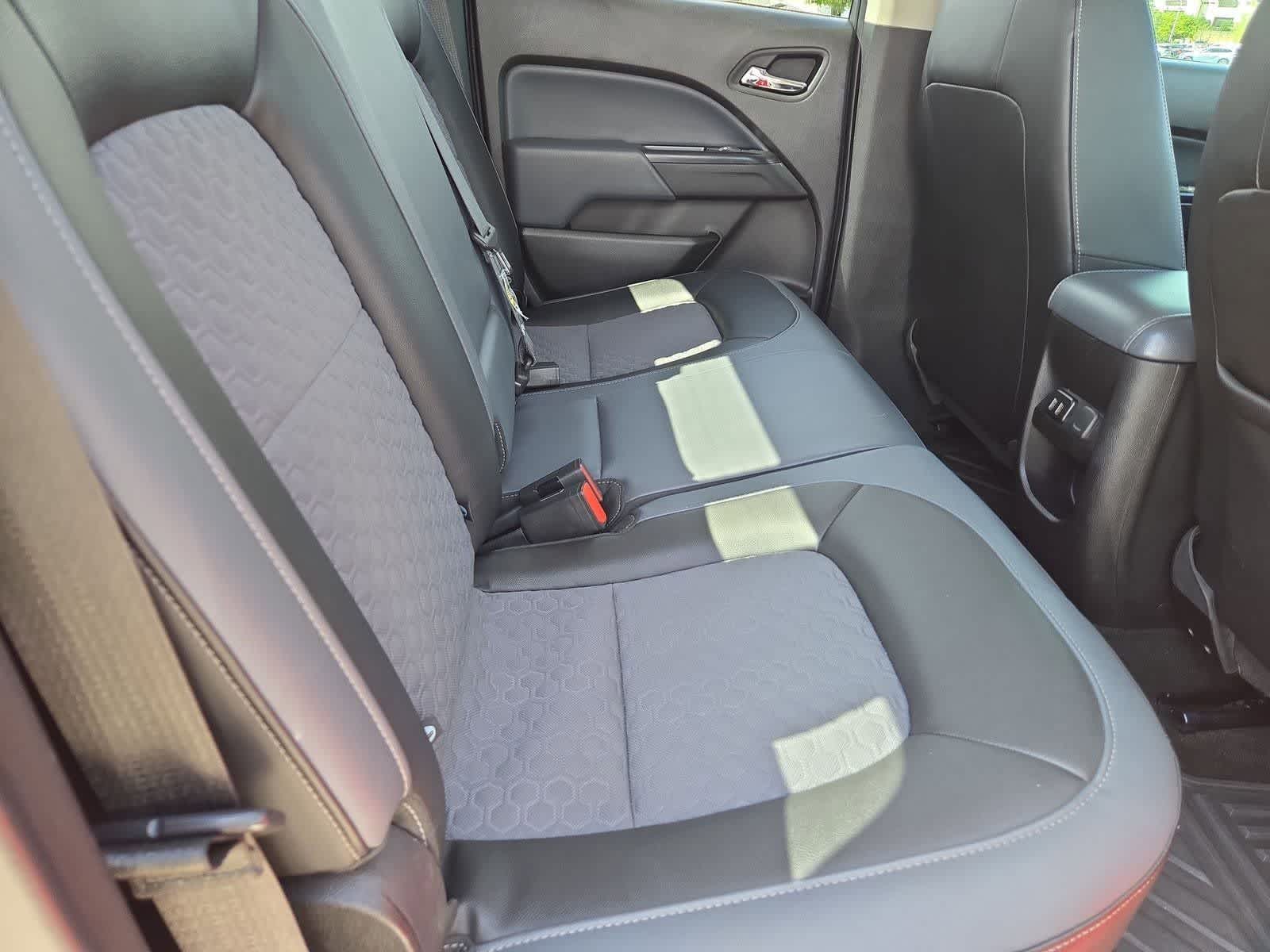 Thumbnail: 2017 Chevrolet Colorado - 19