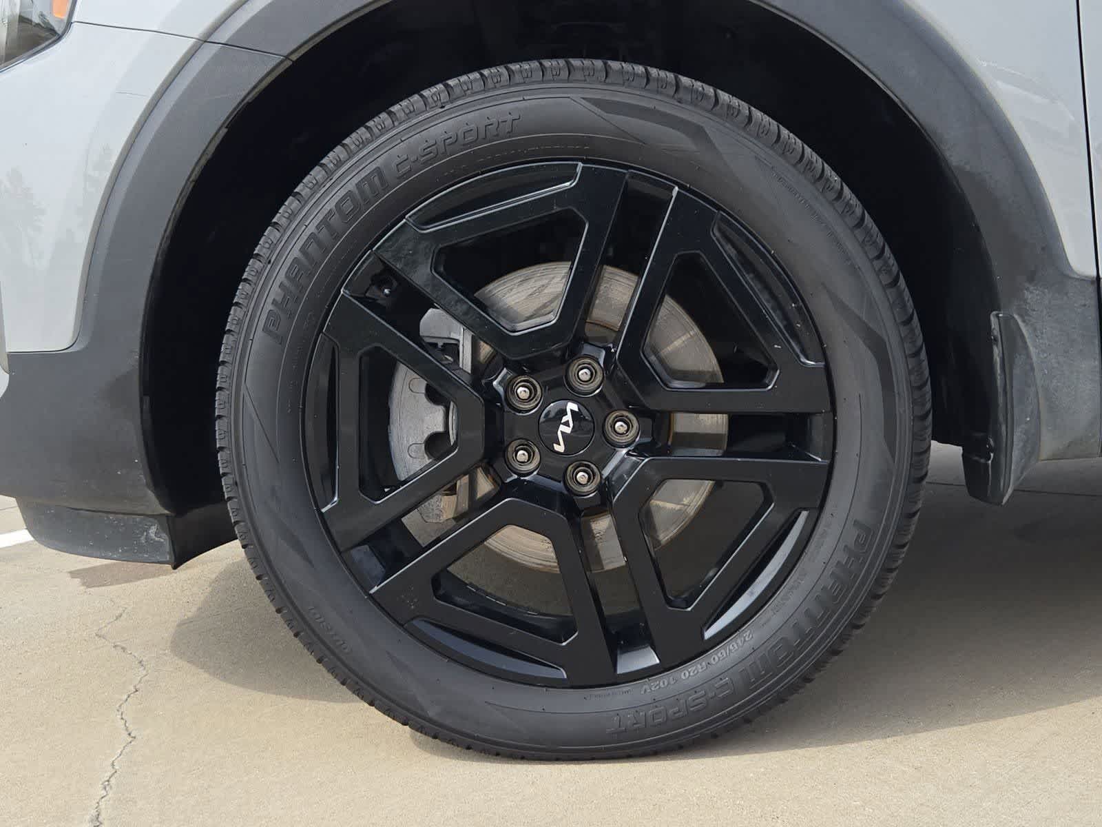 Thumbnail: 2023 Kia Telluride - 12