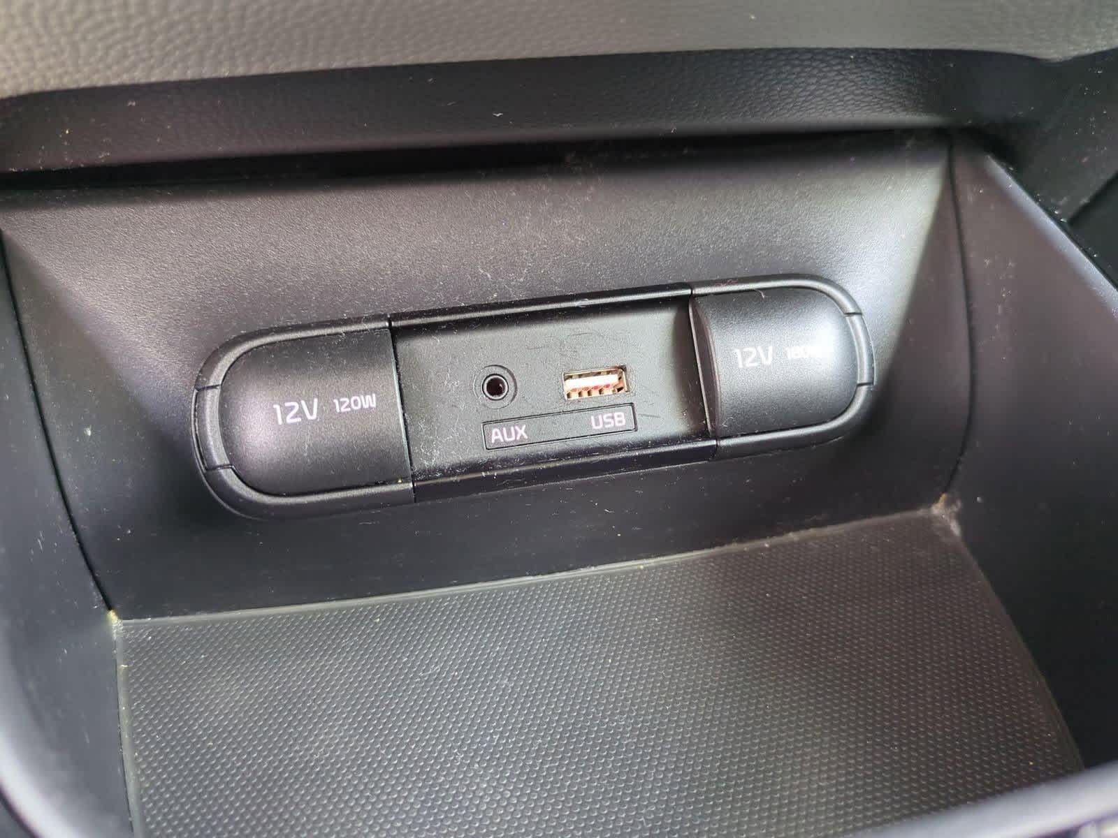 Thumbnail: 2017 Kia Soul - 33