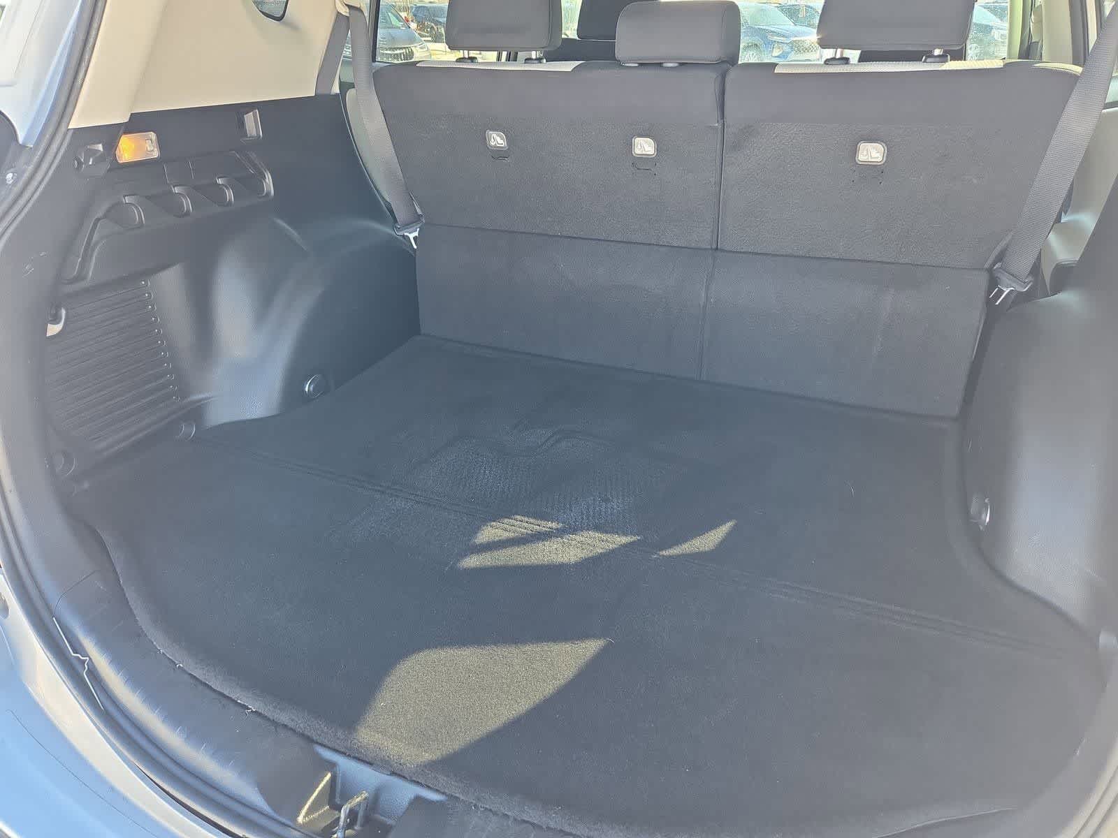 Thumbnail: 2016 Toyota RAV4 - 35