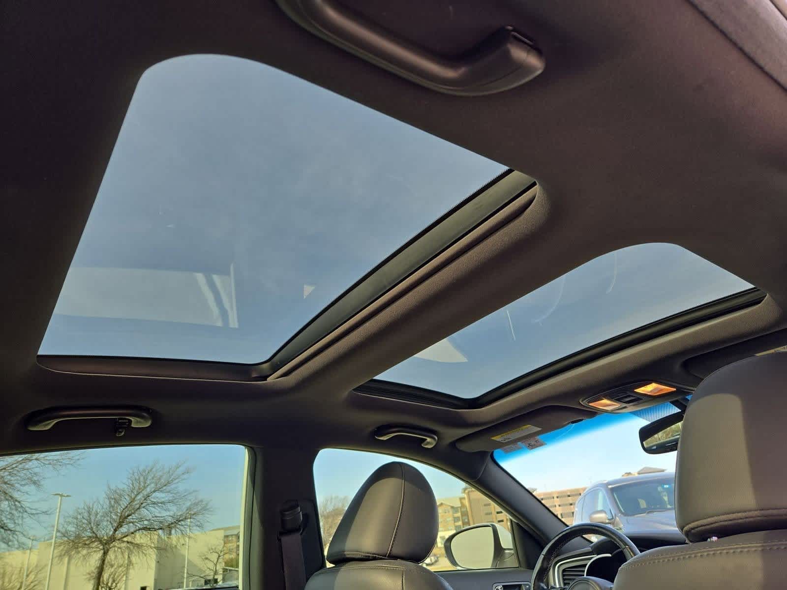 Thumbnail: 2015 Kia Optima - 19