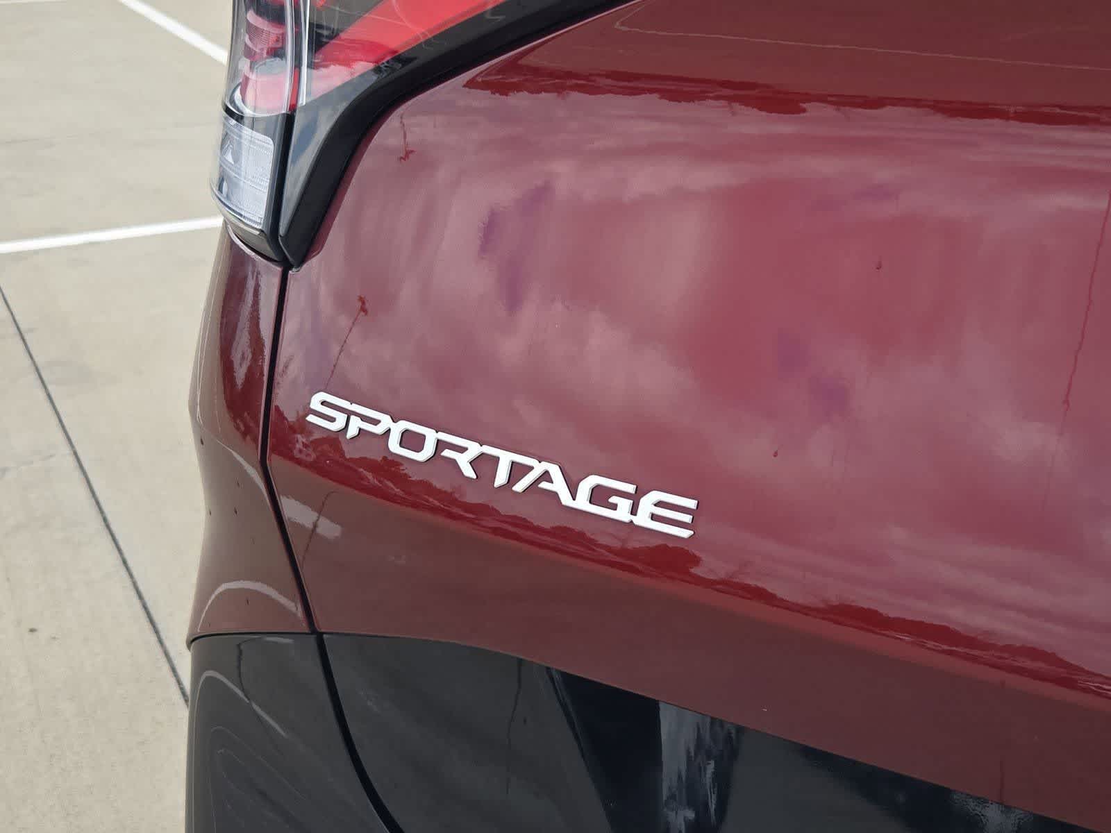 Thumbnail: 2023 Kia Sportage - 11