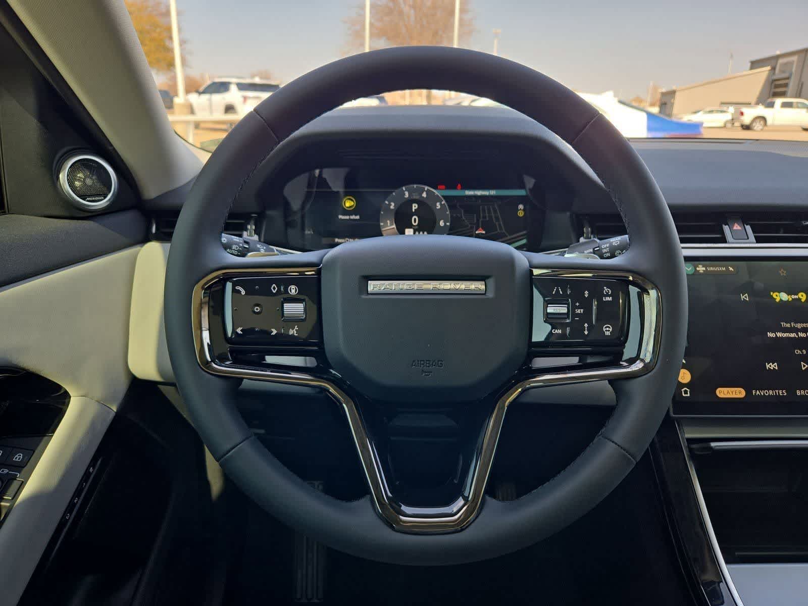 Thumbnail: 2025 Land Rover Range Rover Evoque - 23