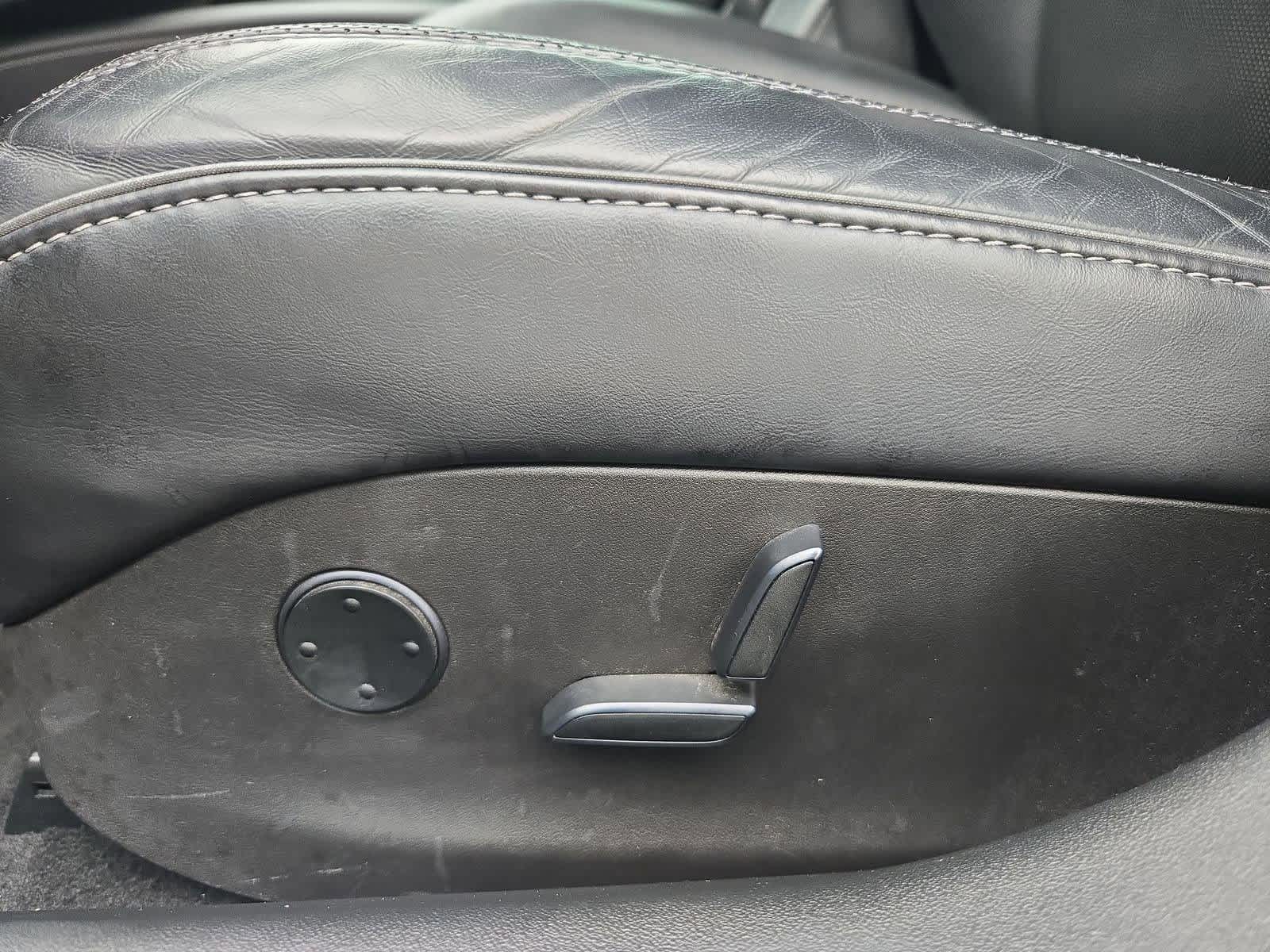 Thumbnail: 2016 Tesla Model S - 15