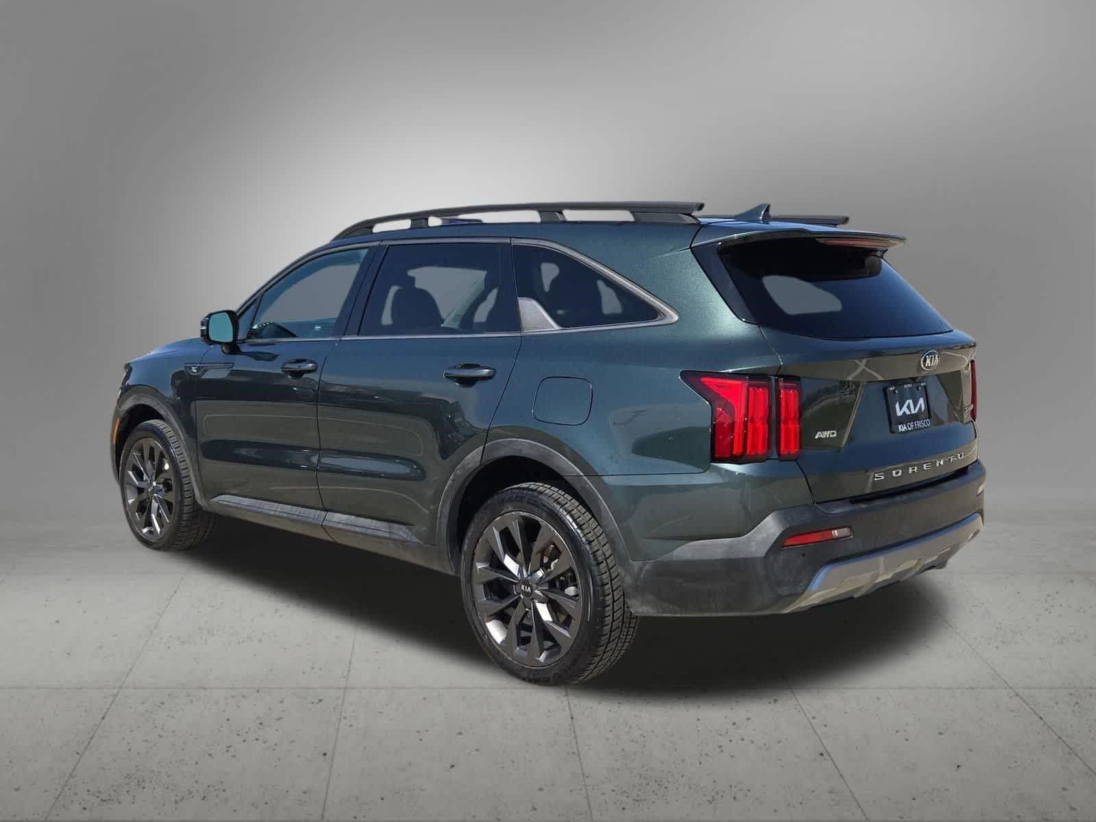 Thumbnail: 2021 Kia Sorento - 4