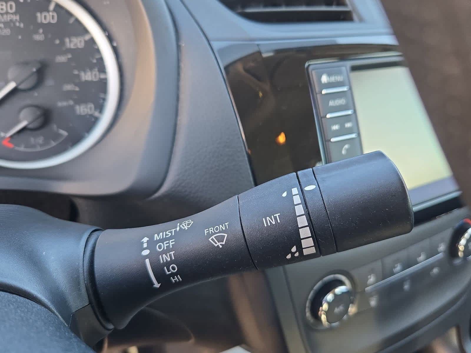 Thumbnail: 2019 Nissan Sentra - 24