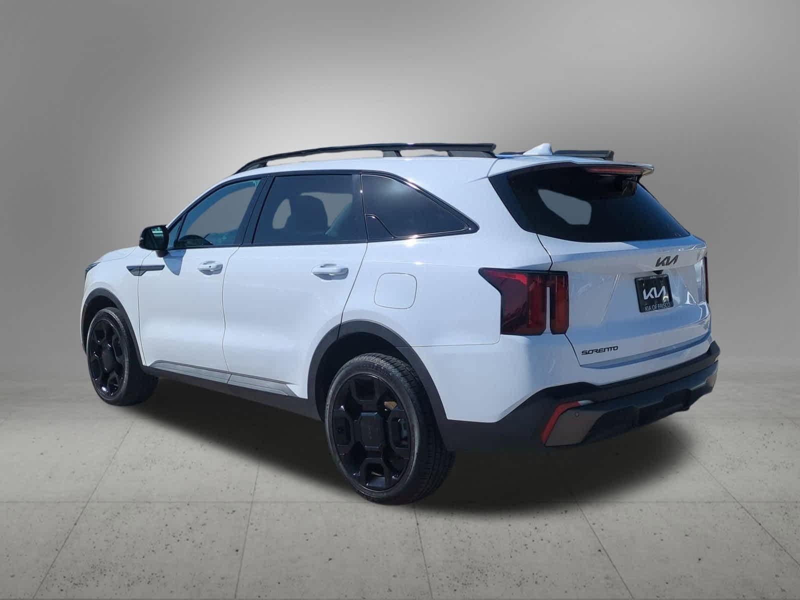 Thumbnail: 2025 Kia Sorento - 4