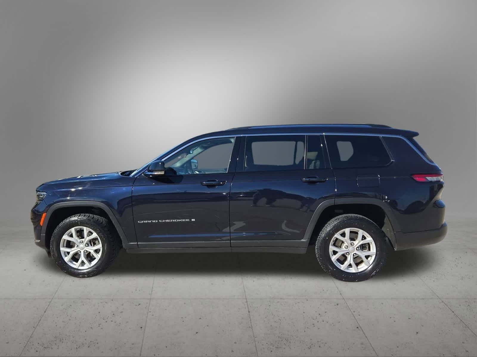 Thumbnail: 2023 Jeep Grand Cherokee - 3