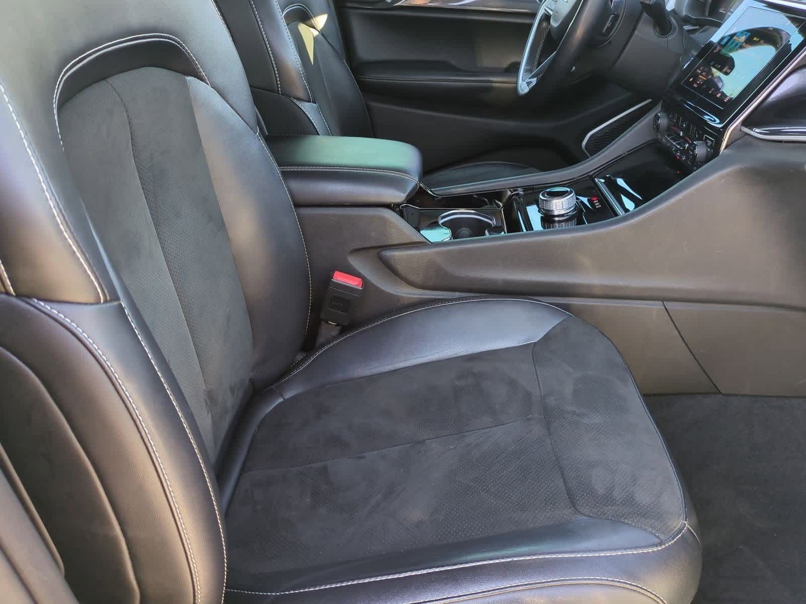 Thumbnail: 2021 Jeep Grand Cherokee L - 20