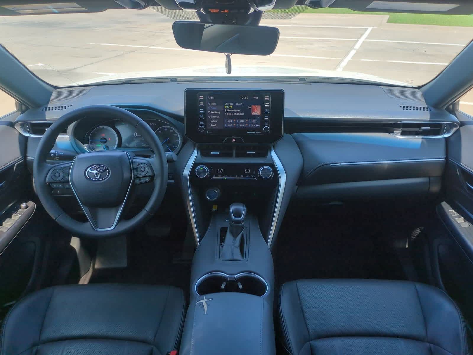 Thumbnail: 2021 Toyota Venza - 14