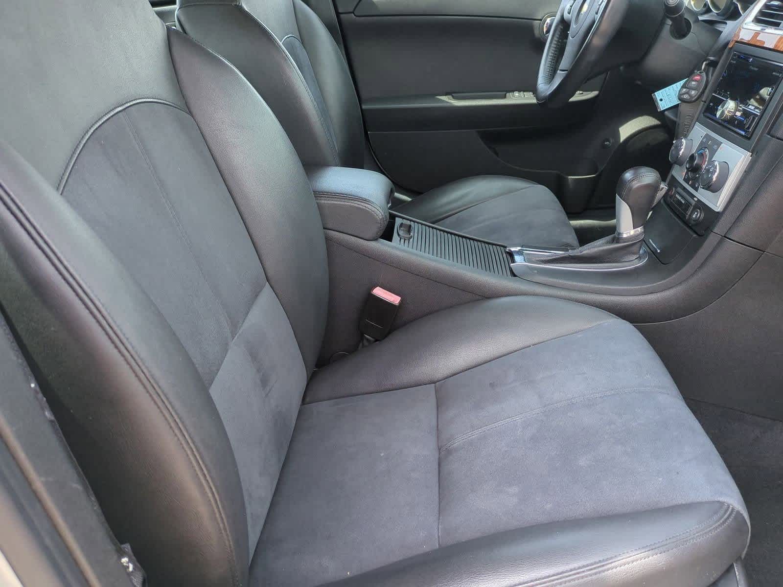 Thumbnail: 2012 Chevrolet Malibu - 20