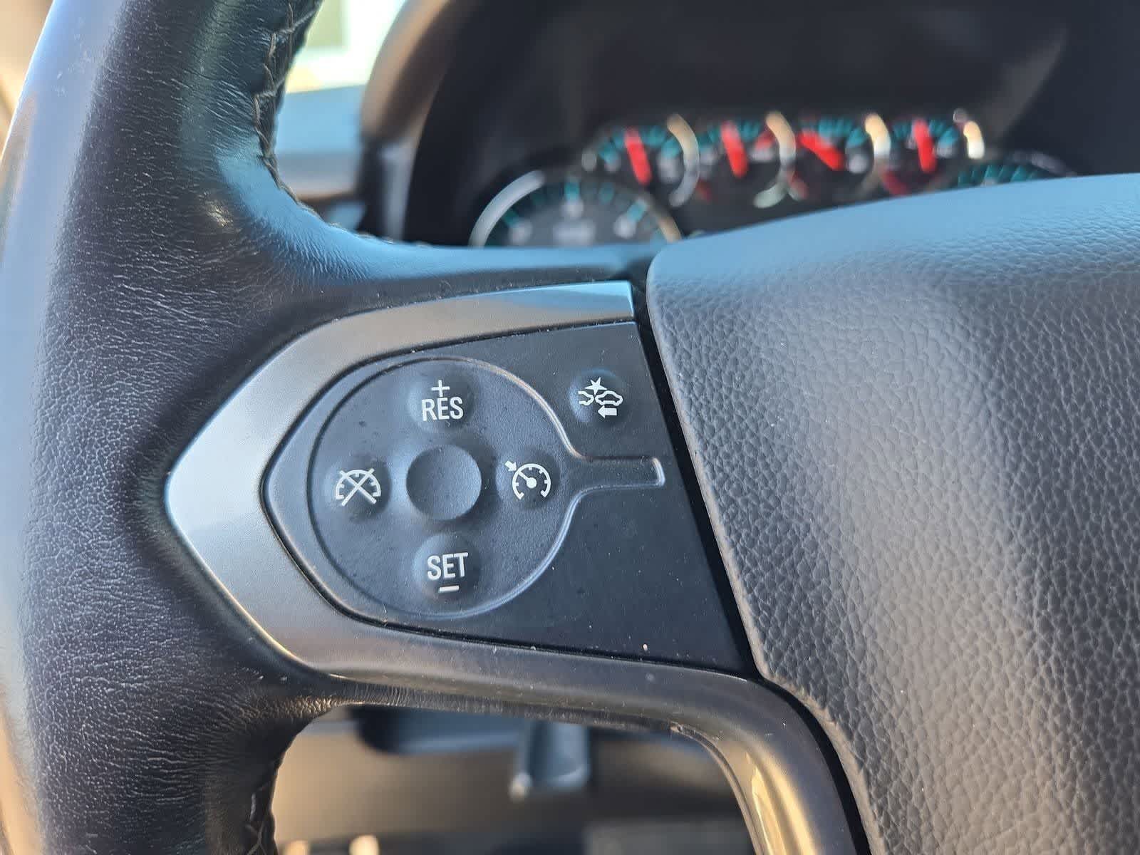 Thumbnail: 2019 Chevrolet Tahoe - 21