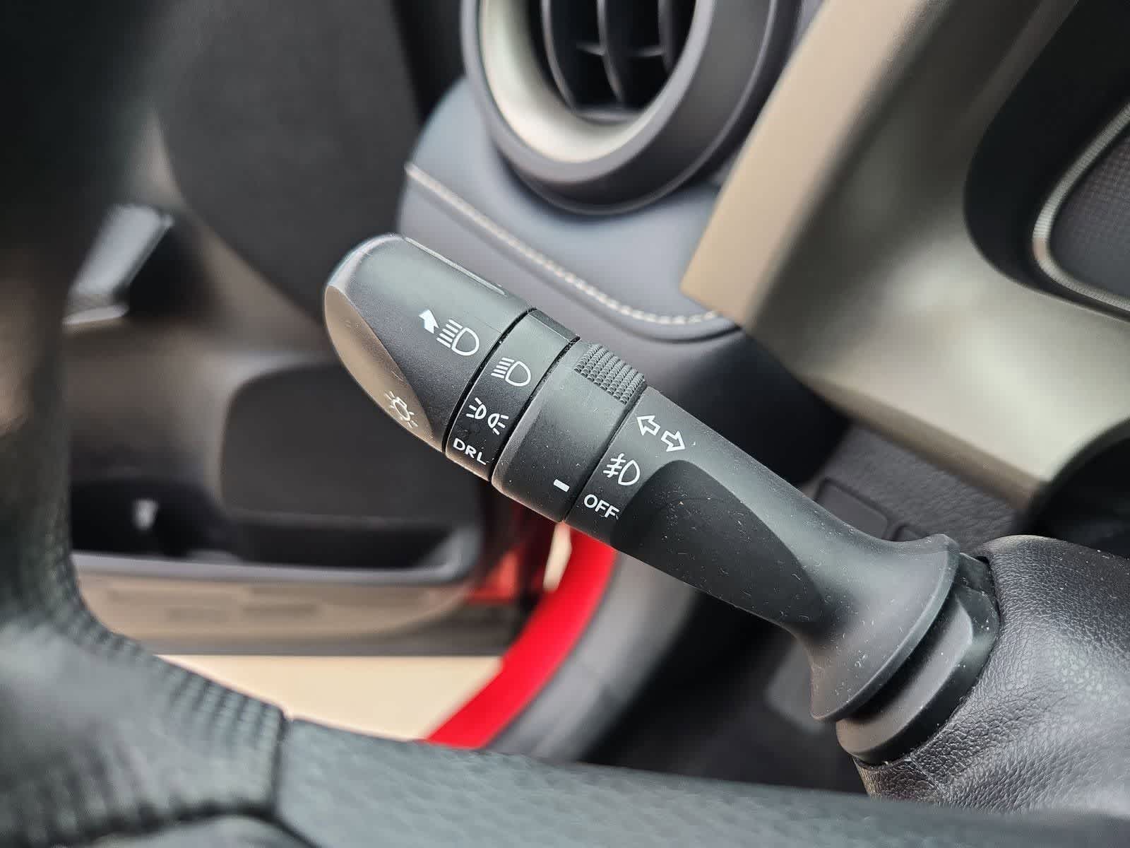 Thumbnail: 2014 Toyota RAV4 - 27