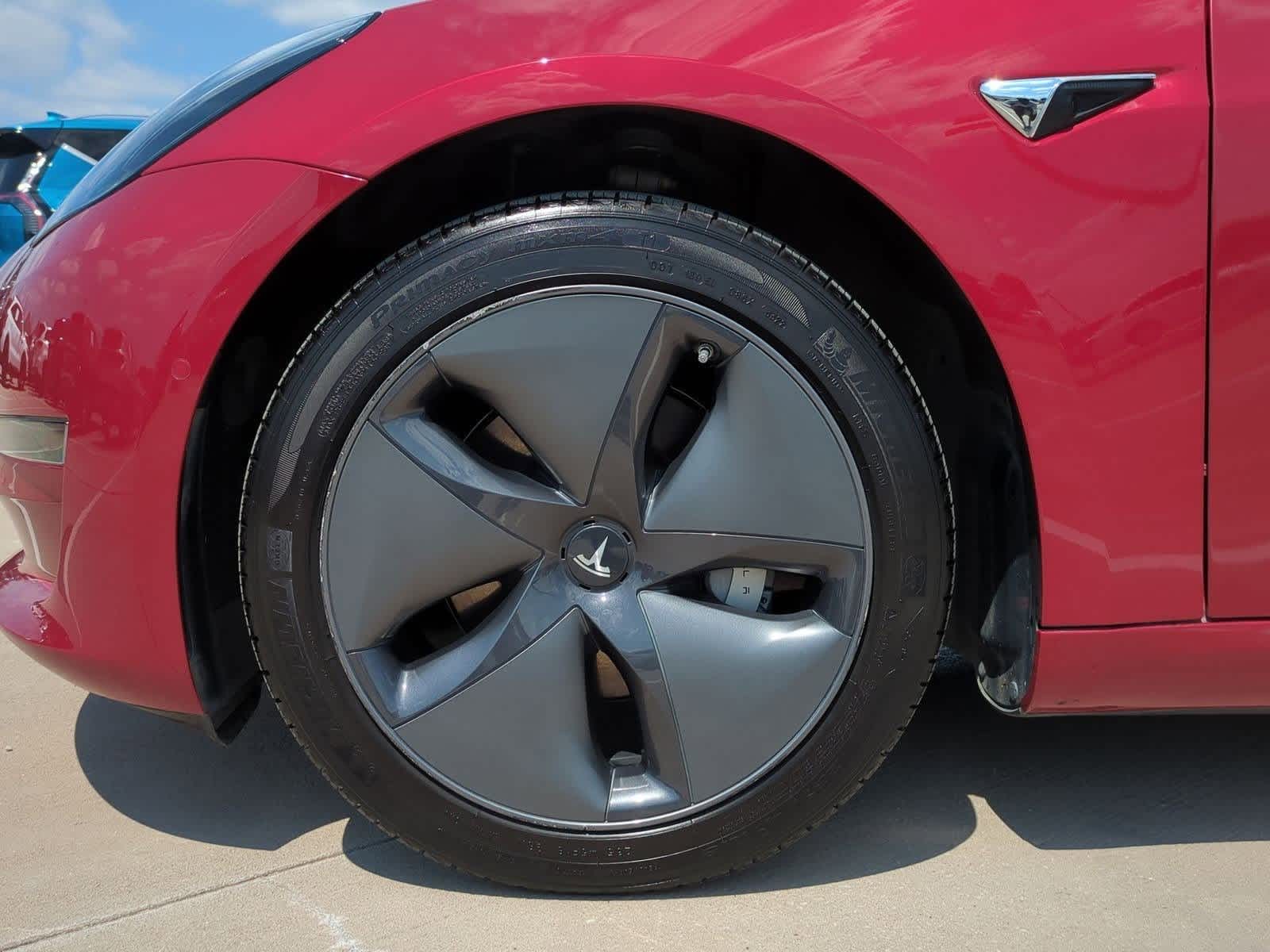 Thumbnail: 2020 Tesla Model 3 - 12