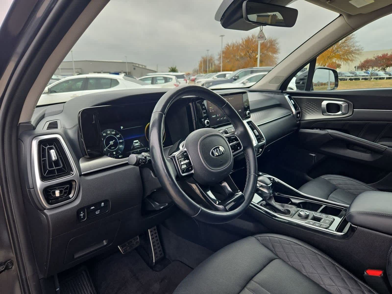 Thumbnail: 2021 Kia Sorento - 2