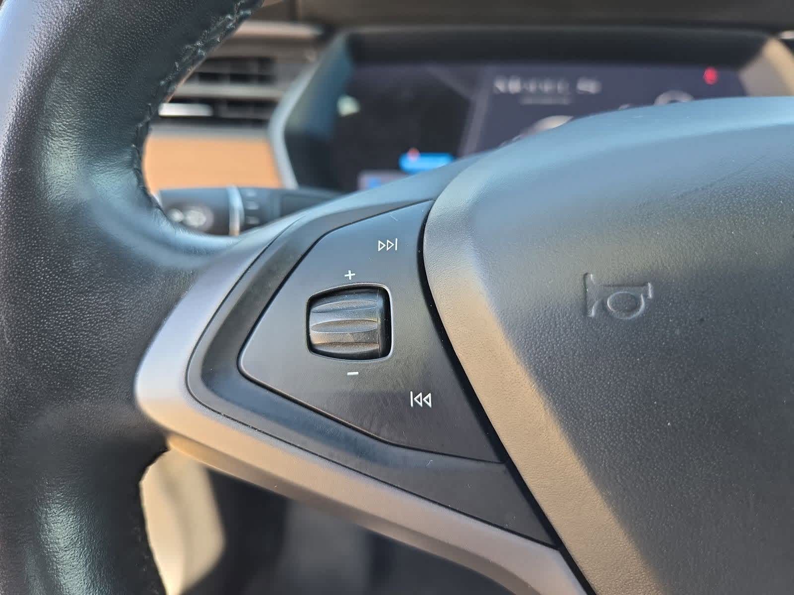 Thumbnail: 2020 Tesla Model S - 21