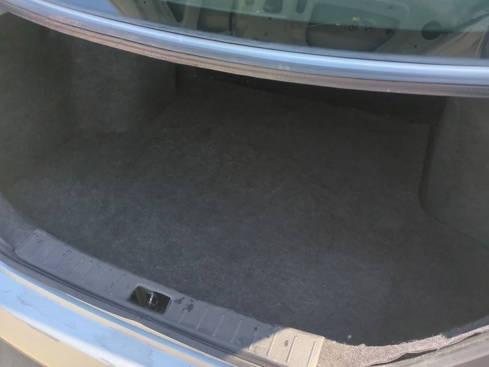 Thumbnail: 2012 Nissan Versa - 28