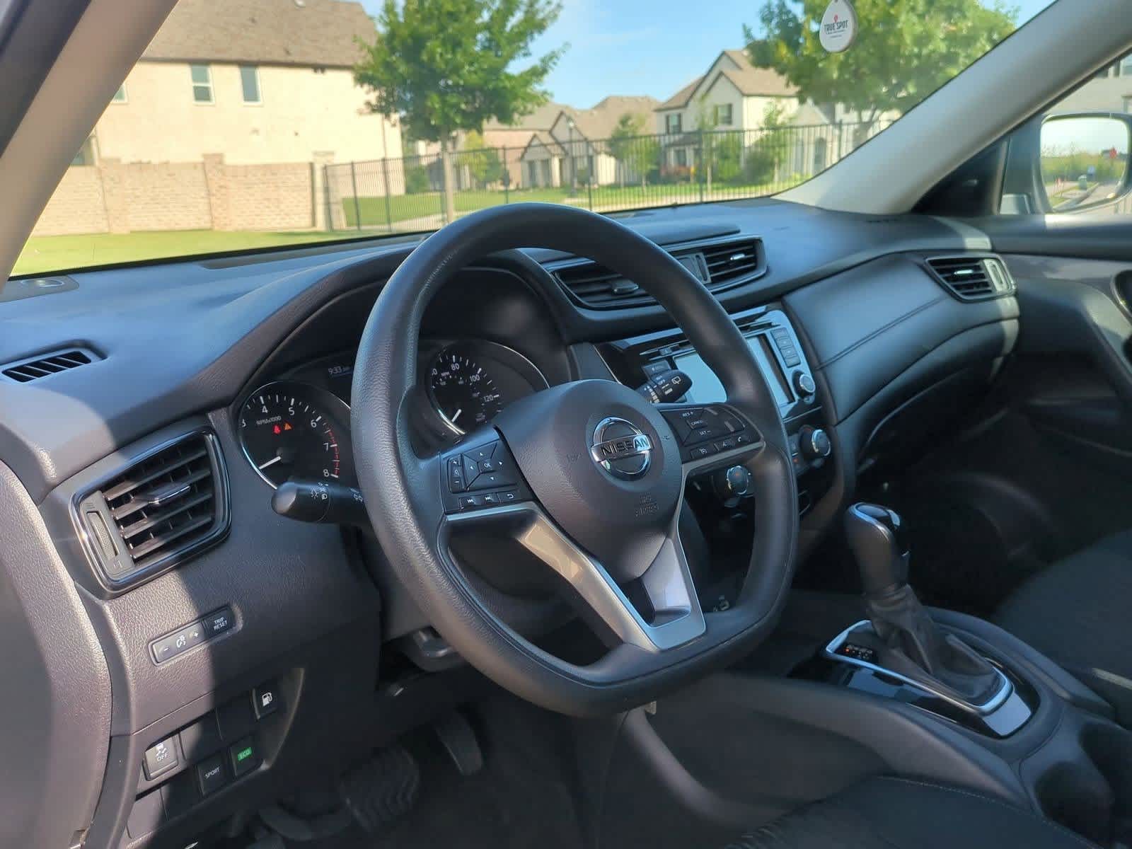 Thumbnail: 2018 Nissan Rogue - 2