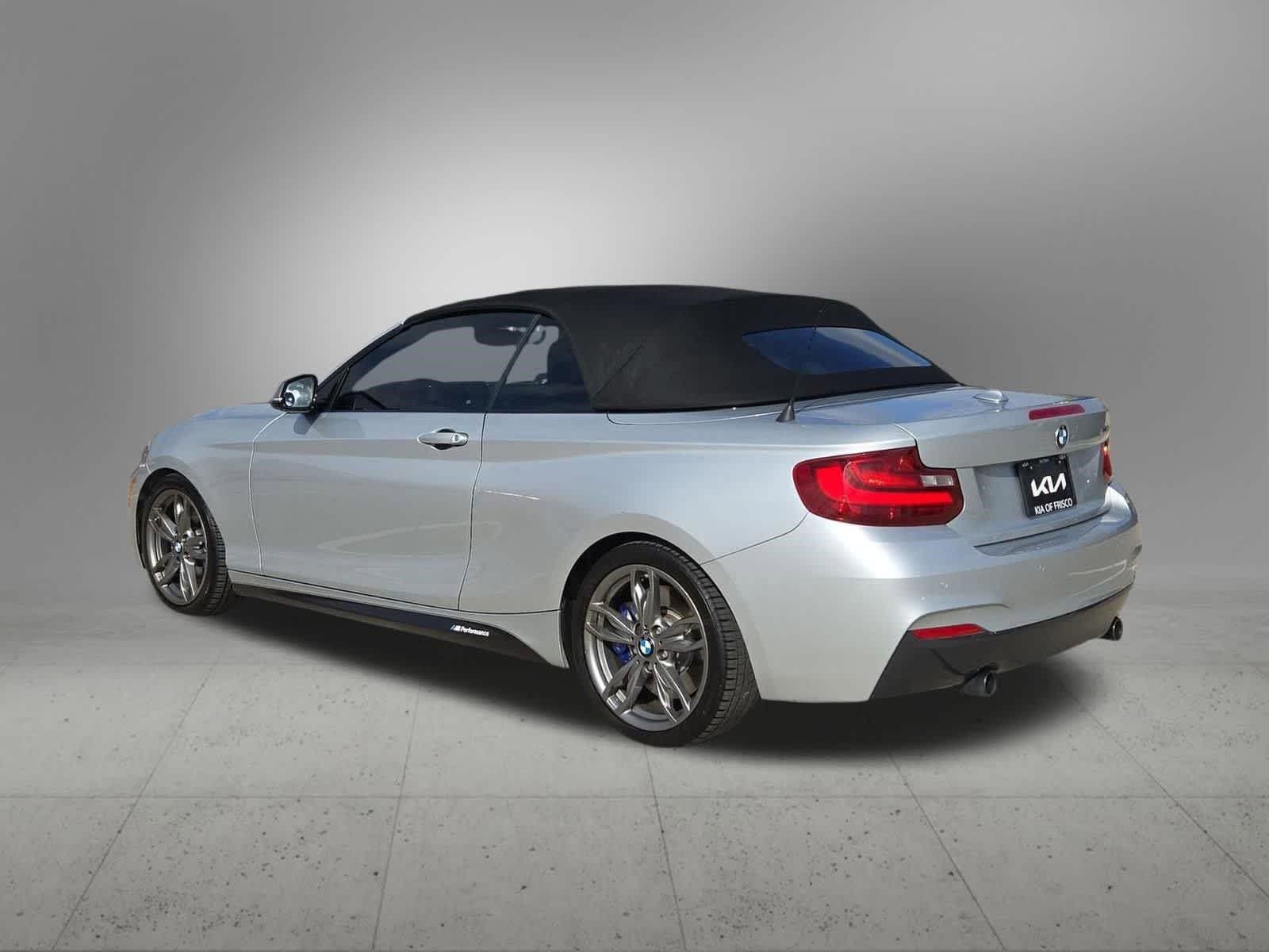 Thumbnail: 2015 BMW 2 Series - 4