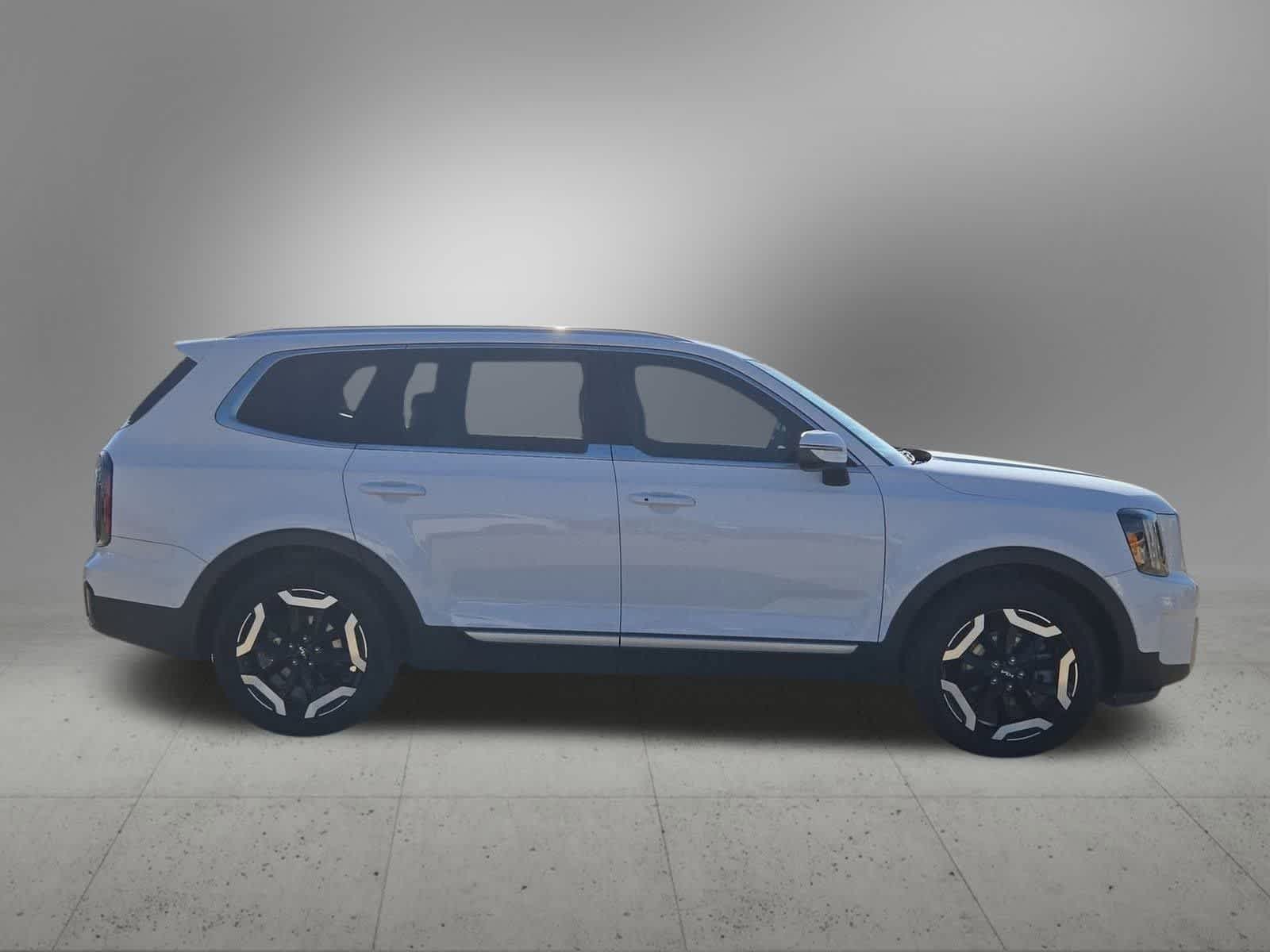 Thumbnail: 2024 Kia Telluride - 7