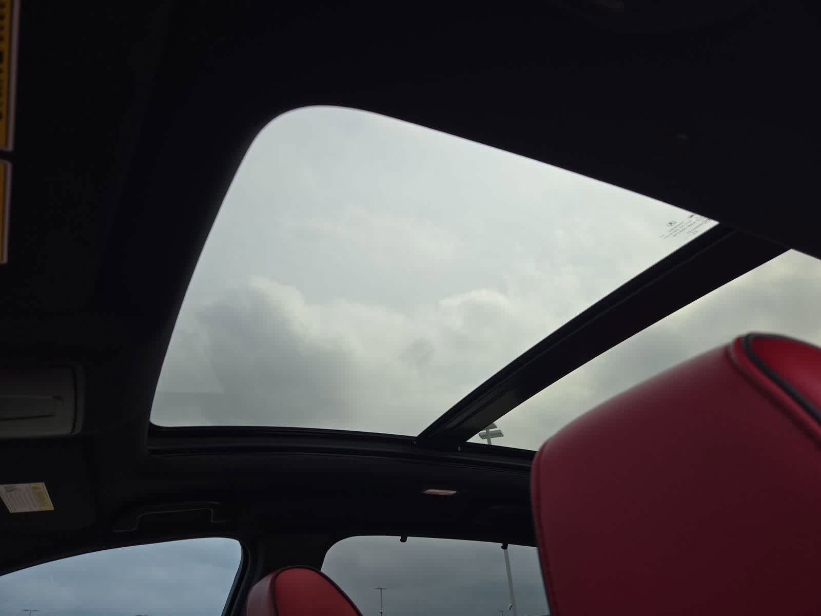 Thumbnail: 2023 Acura MDX - 18