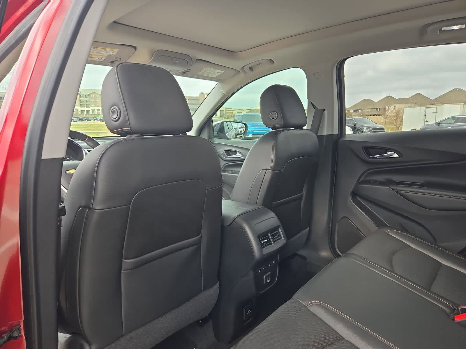 Thumbnail: 2020 Chevrolet Equinox - 16