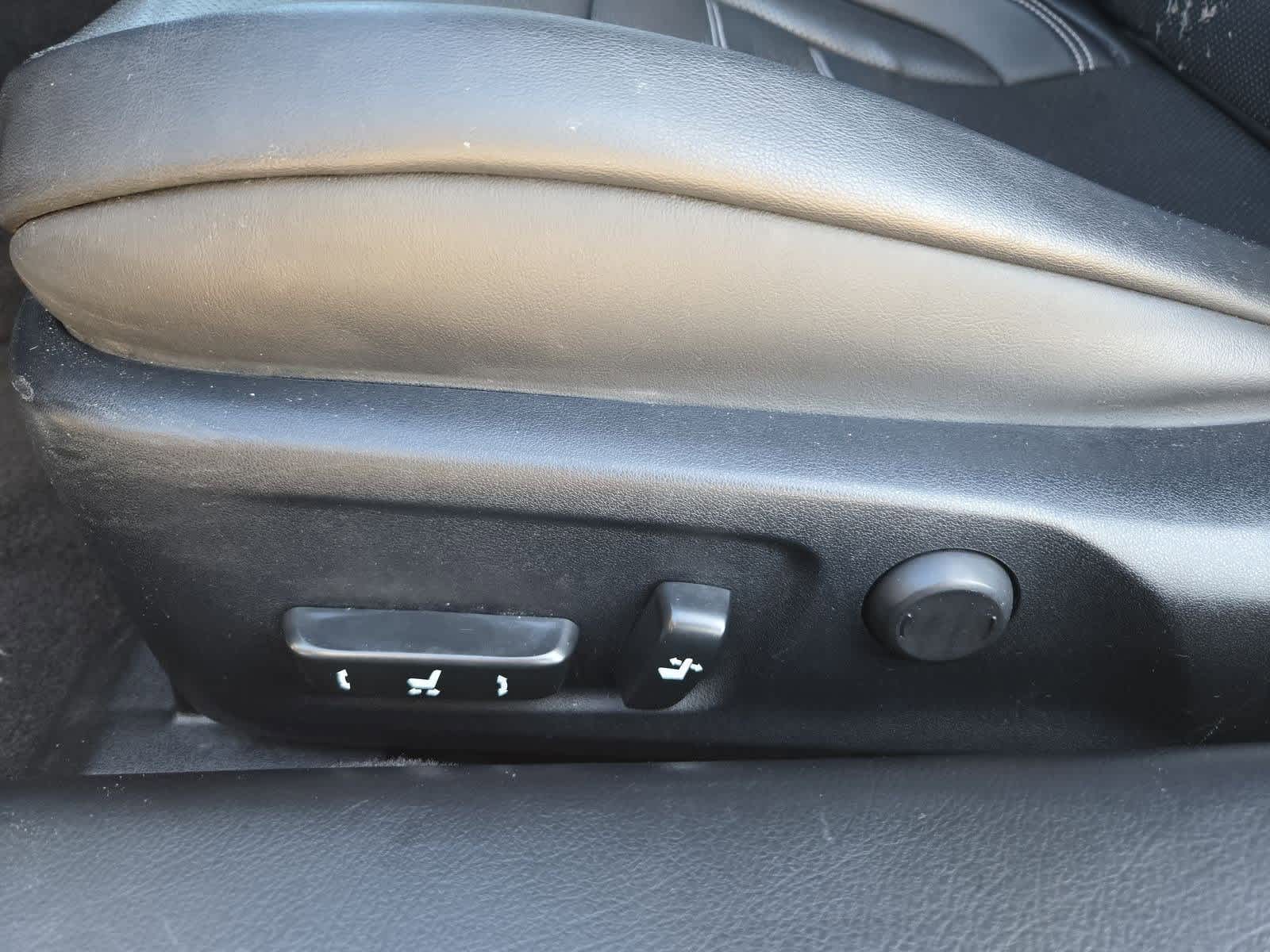 Thumbnail: 2016 Lexus RC - 15