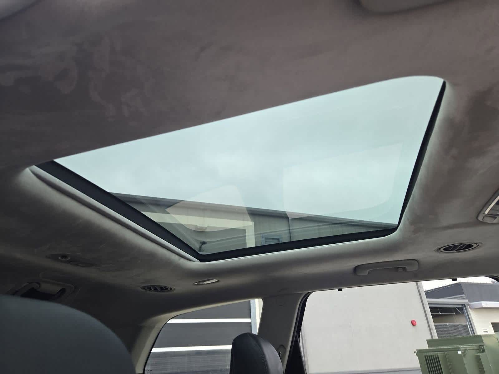 Thumbnail: 2023 Kia Telluride - 21