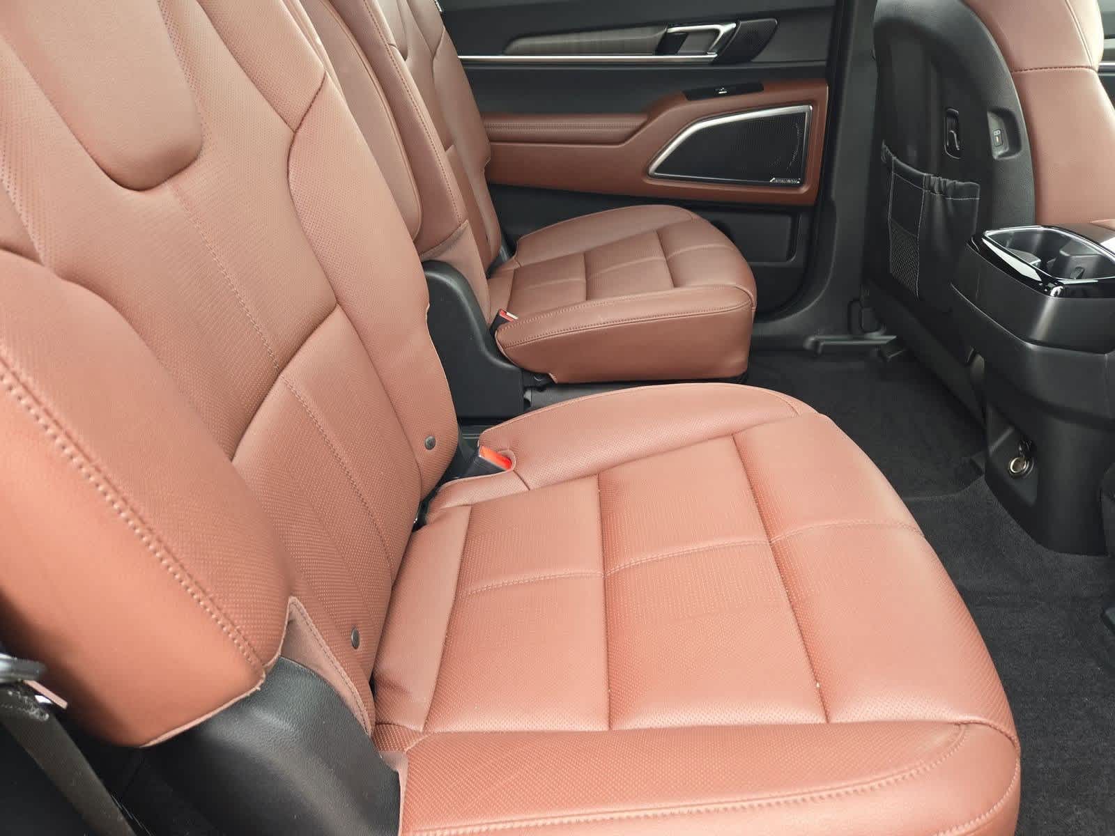 Thumbnail: 2023 Kia Telluride - 20