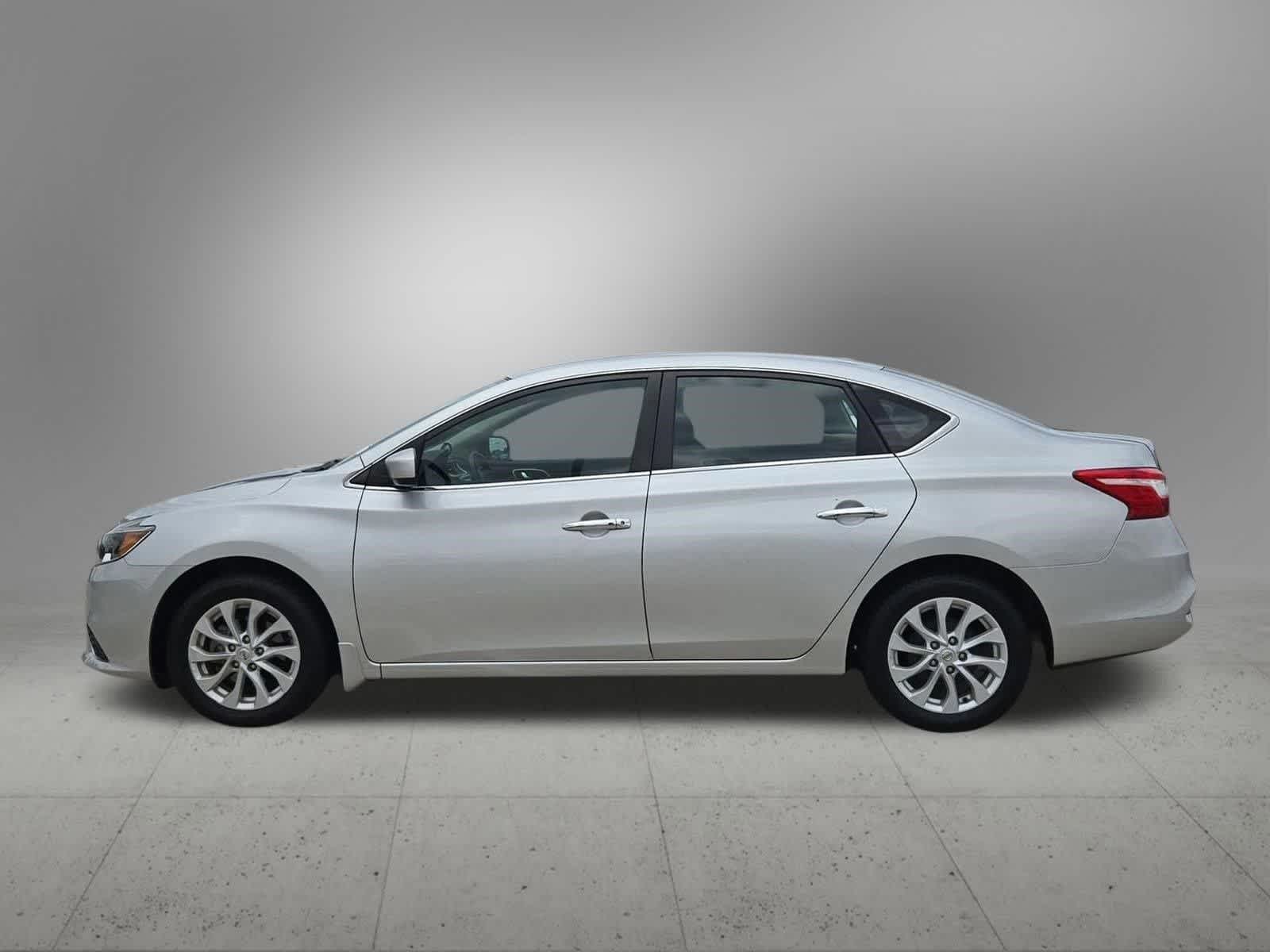 Thumbnail: 2019 Nissan Sentra - 3