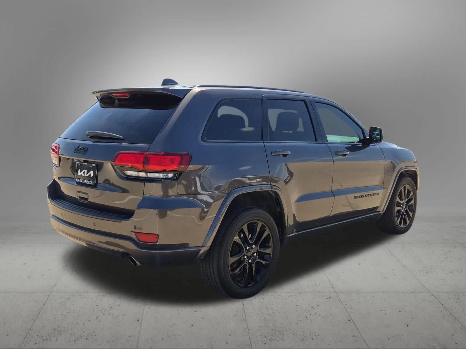 Thumbnail: 2019 Jeep Grand Cherokee - 5