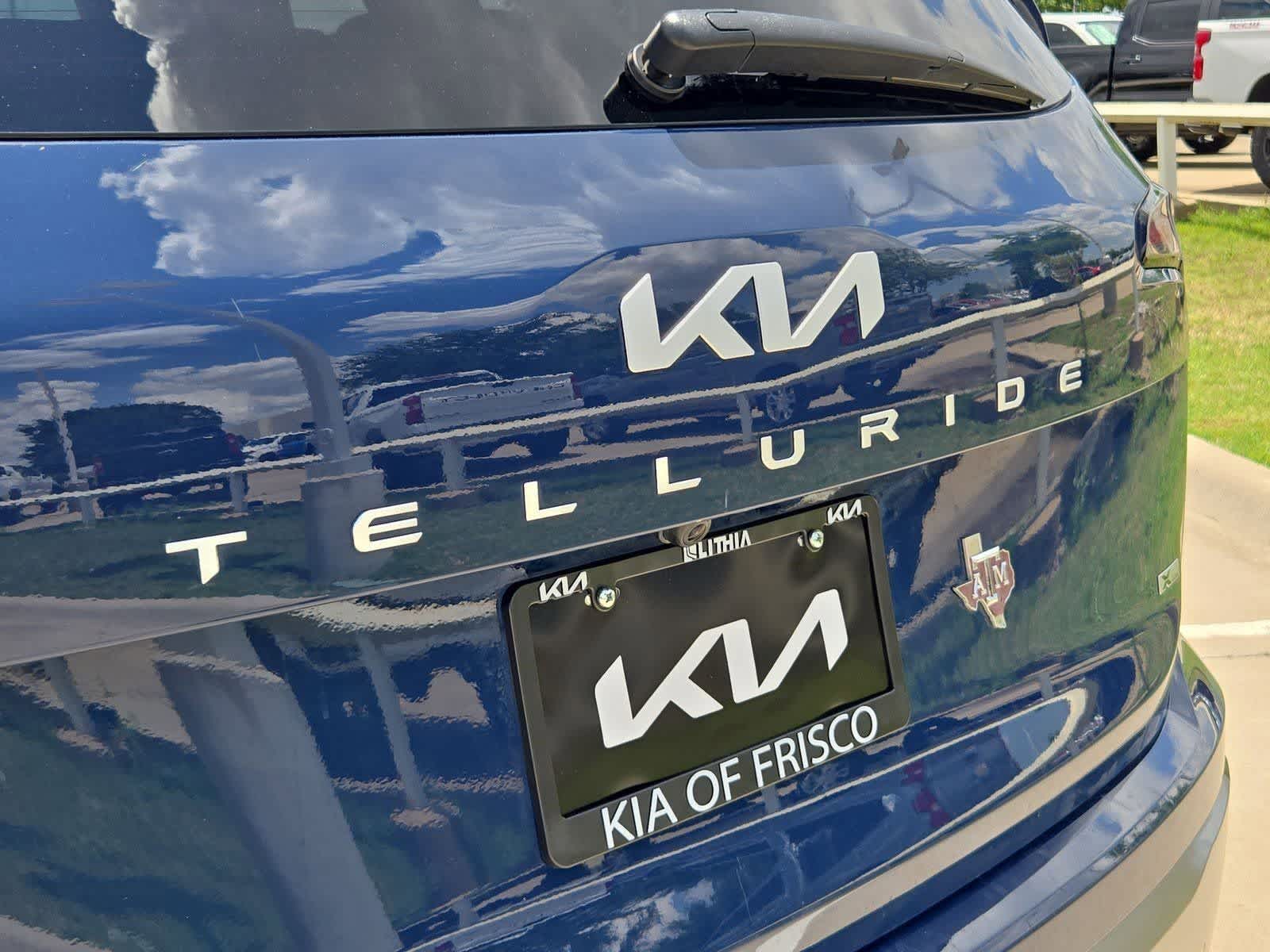 Thumbnail: 2023 Kia Telluride - 10