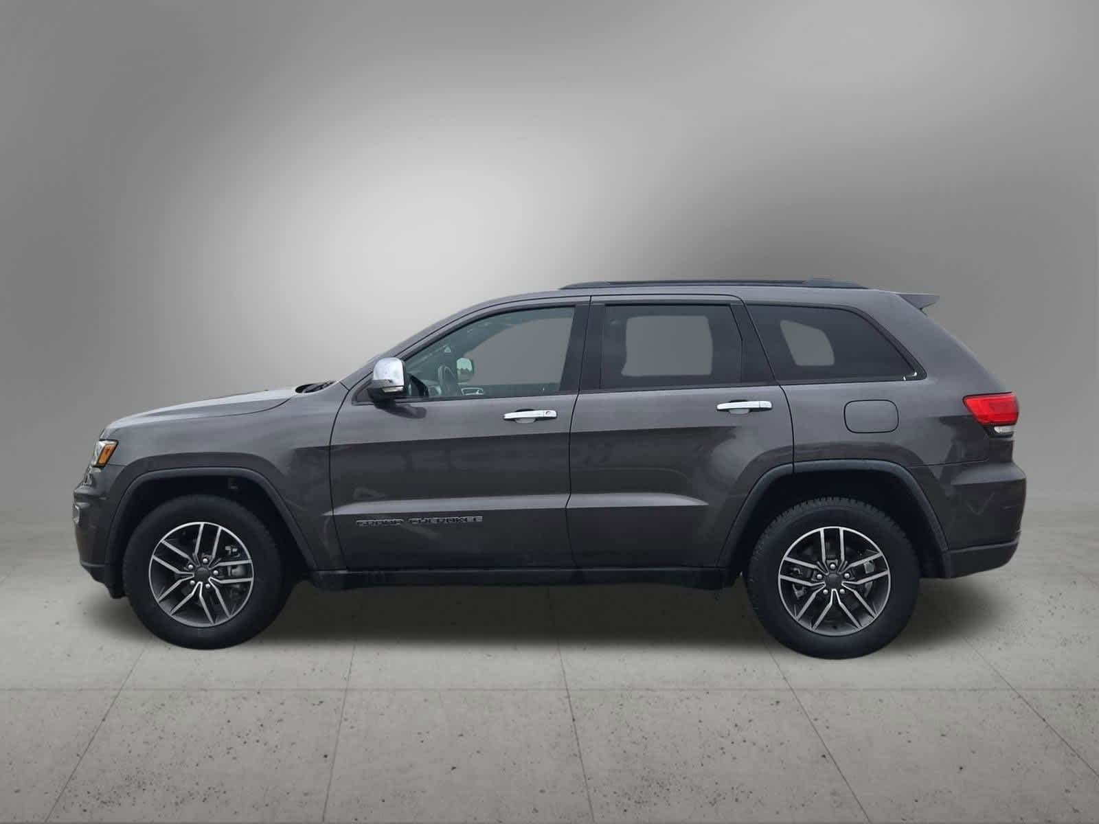 Thumbnail: 2019 Jeep Grand Cherokee - 3