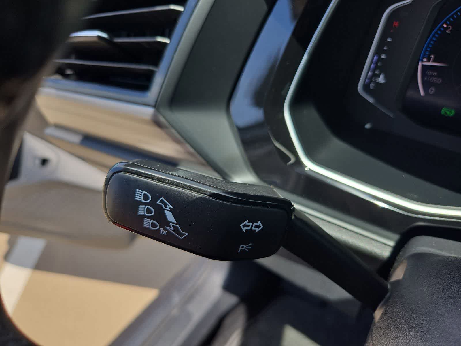 Thumbnail: 2019 Volkswagen Jetta - 25
