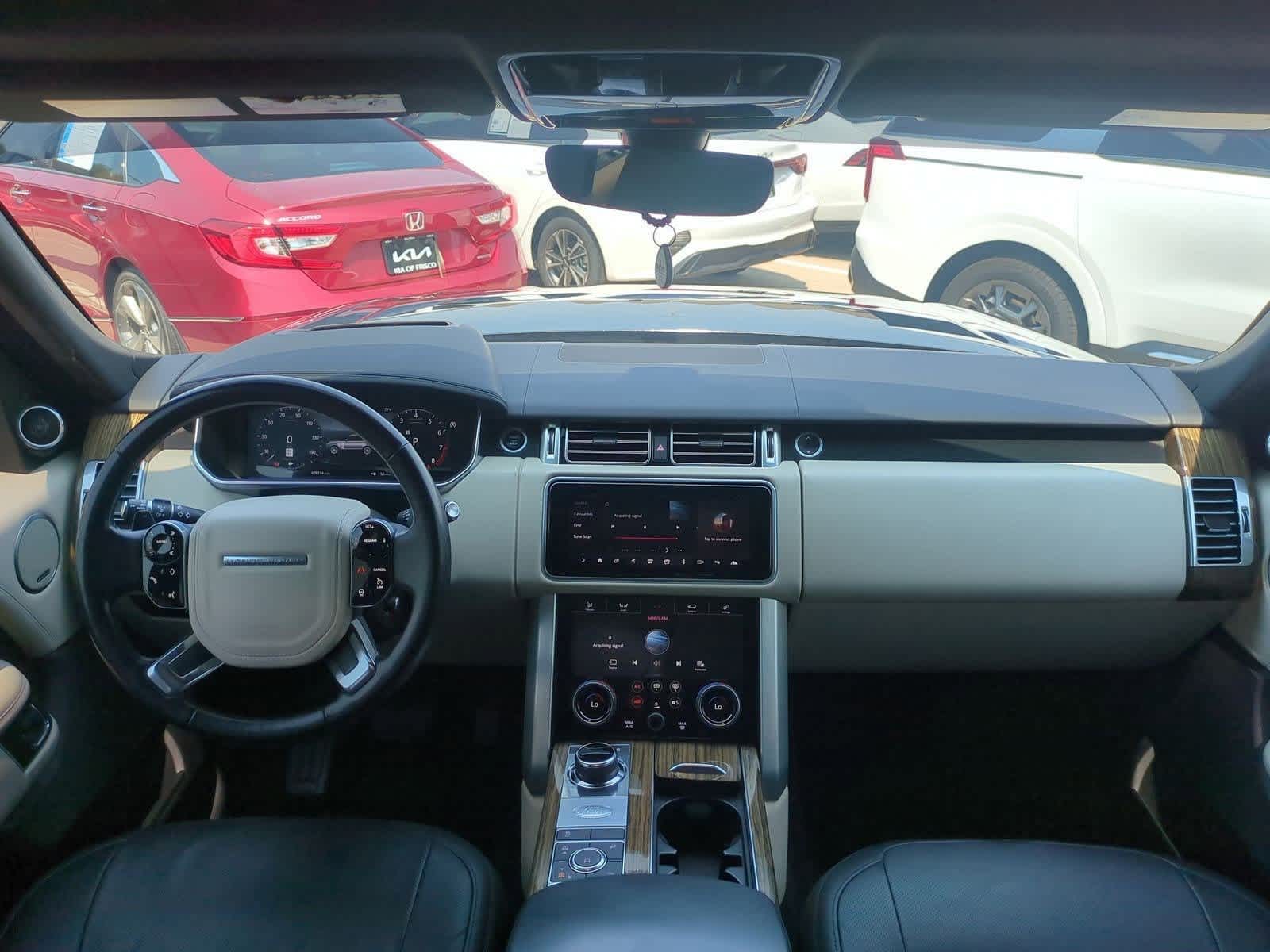Thumbnail: 2019 Land Rover Range Rover - 14