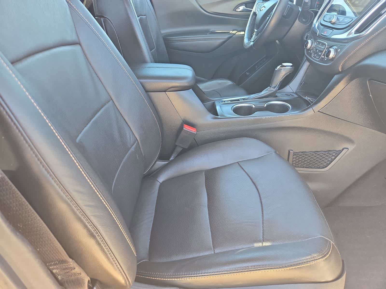 Thumbnail: 2018 Chevrolet Equinox - 18