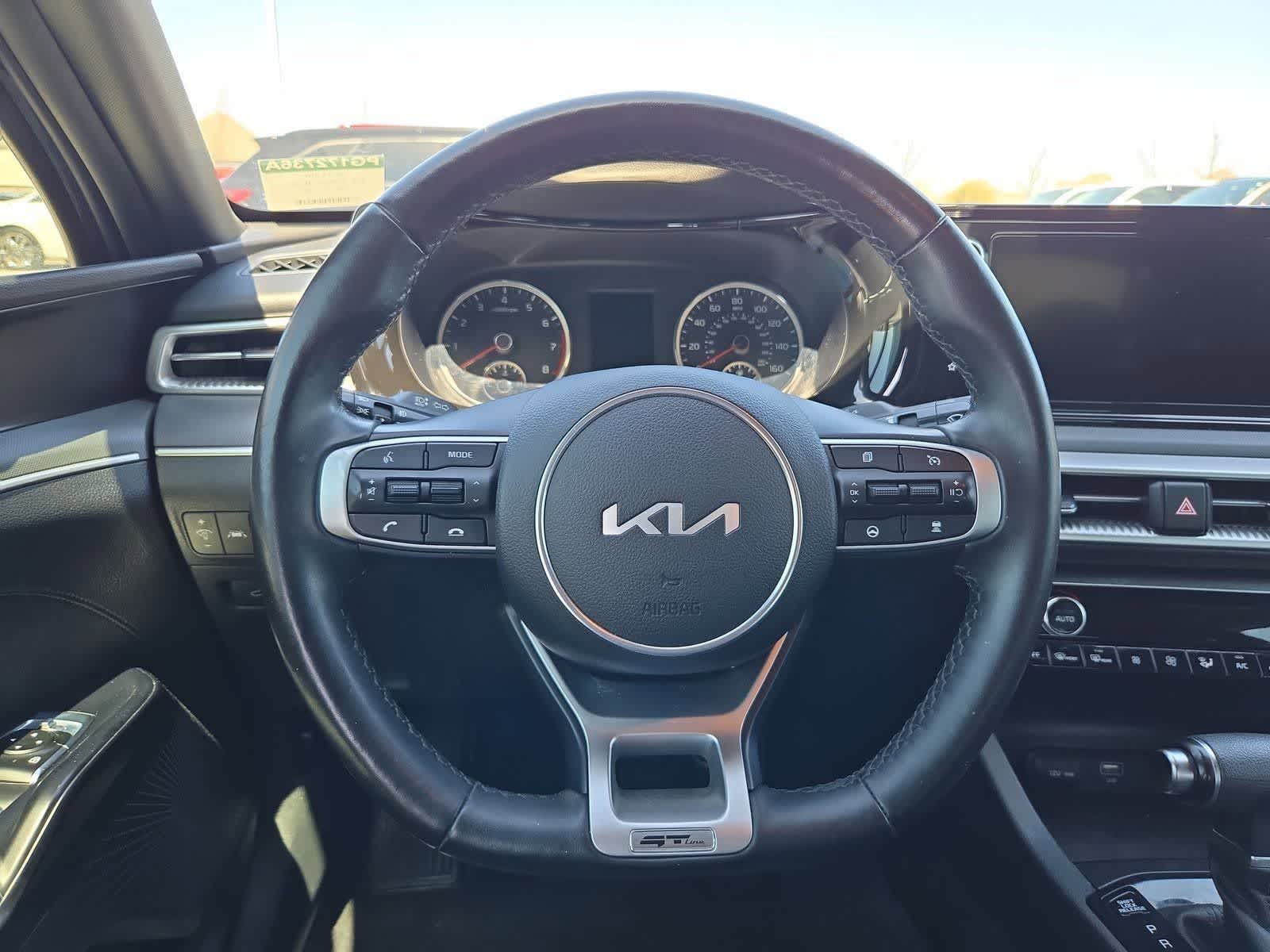 Thumbnail: 2023 Kia K5 - 20