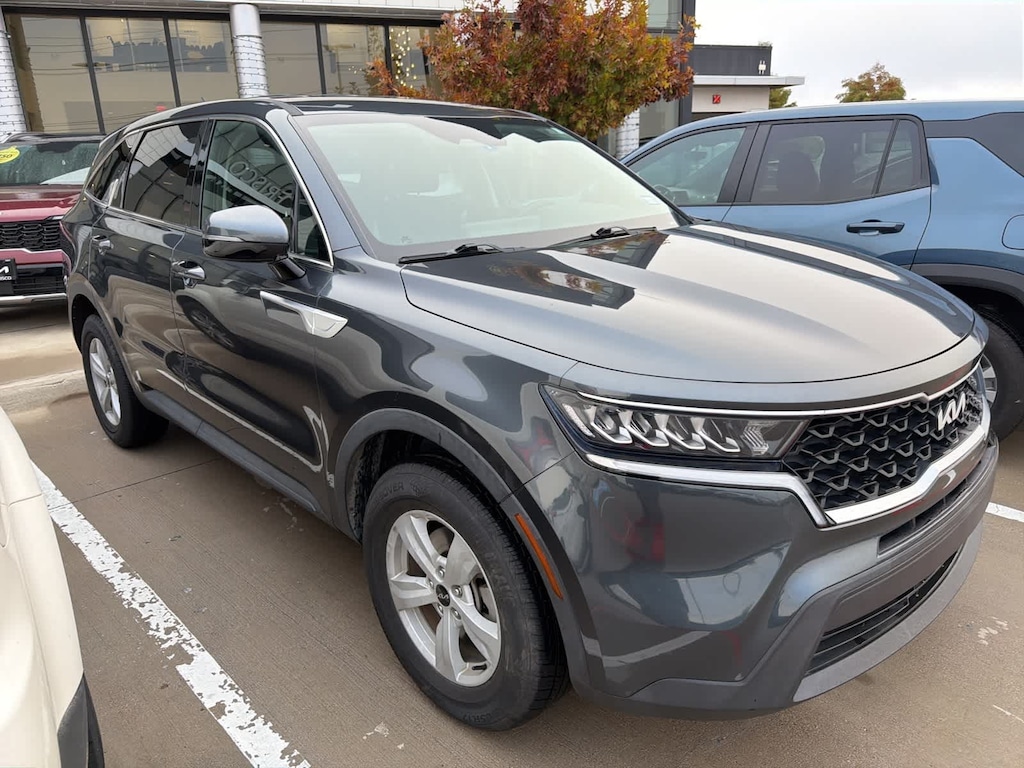 Certified 2023 Kia Sorento LX SUV