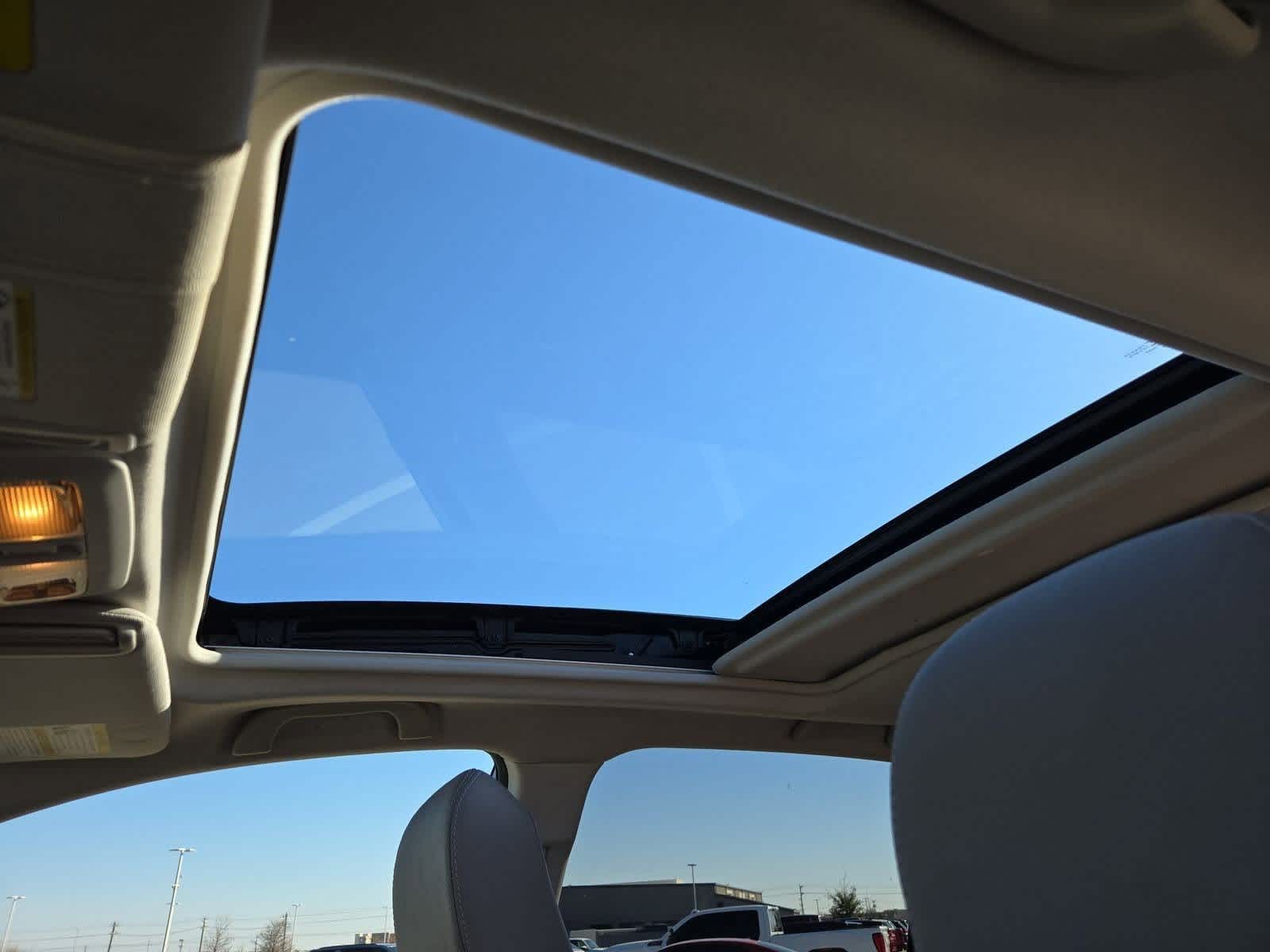 Thumbnail: 2015 Subaru Forester - 19